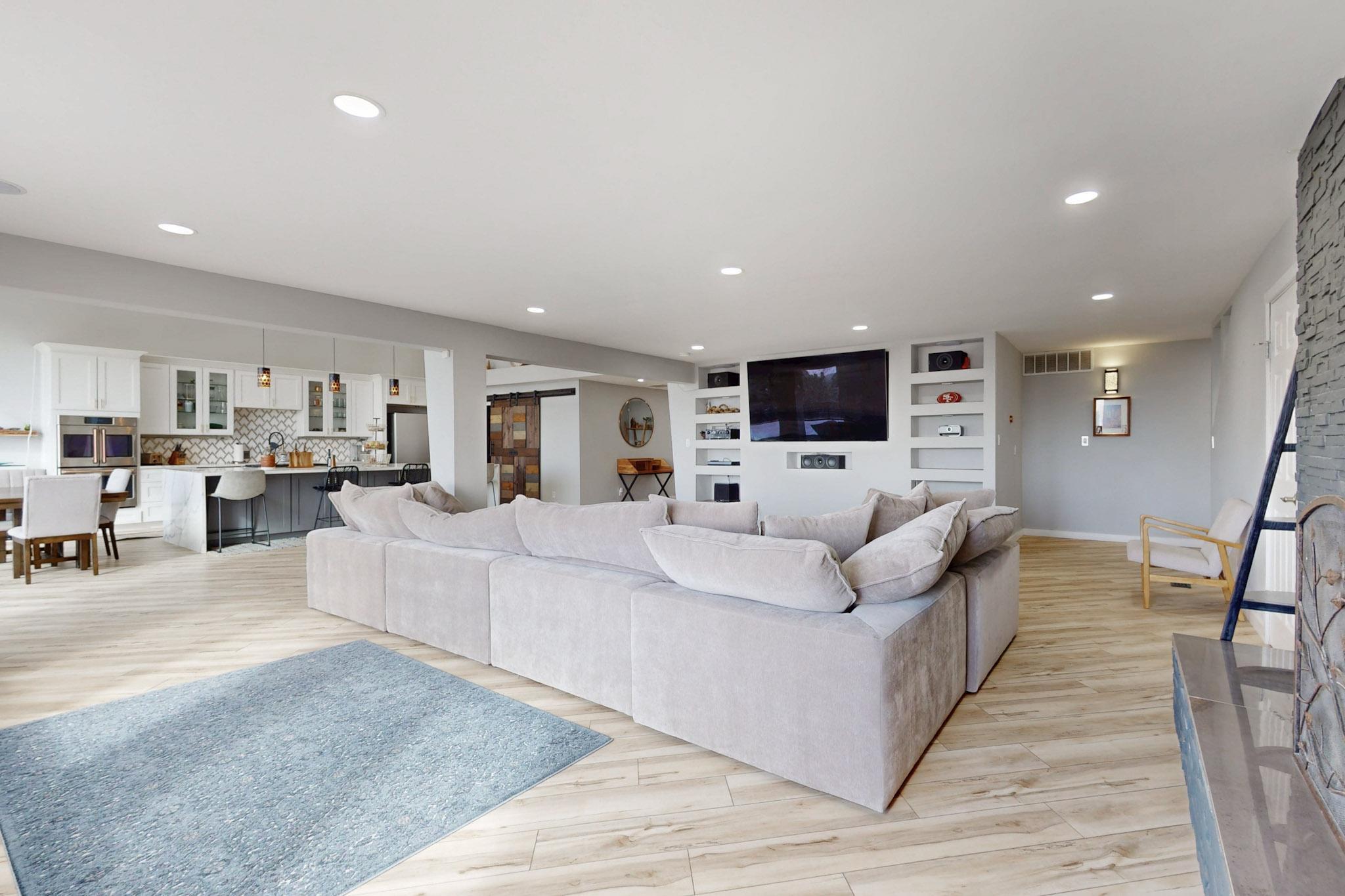 3105 Camino De La Sierra Lane NE