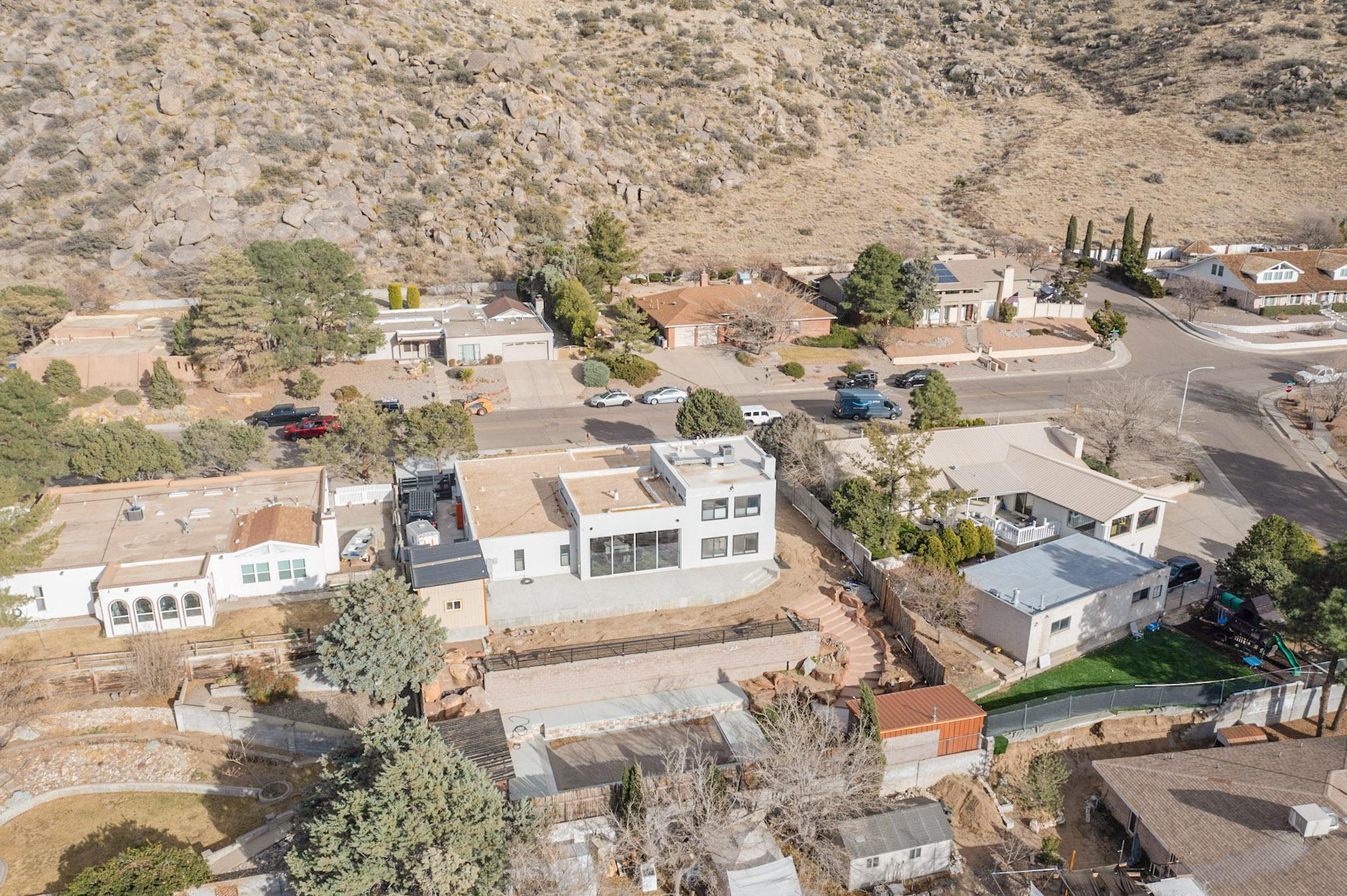 3105 Camino De La Sierra Lane NE