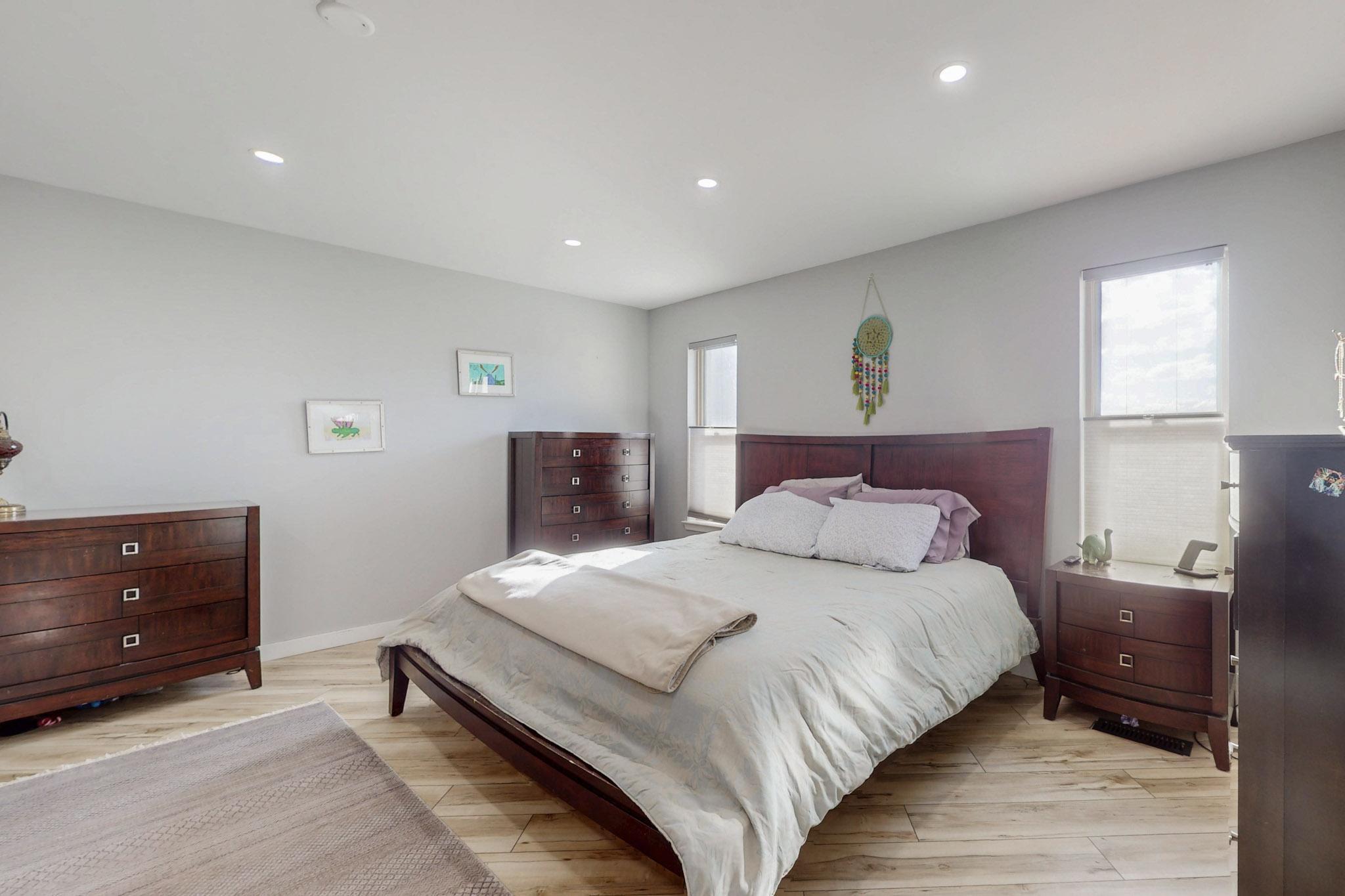 3105 Camino De La Sierra Lane NE