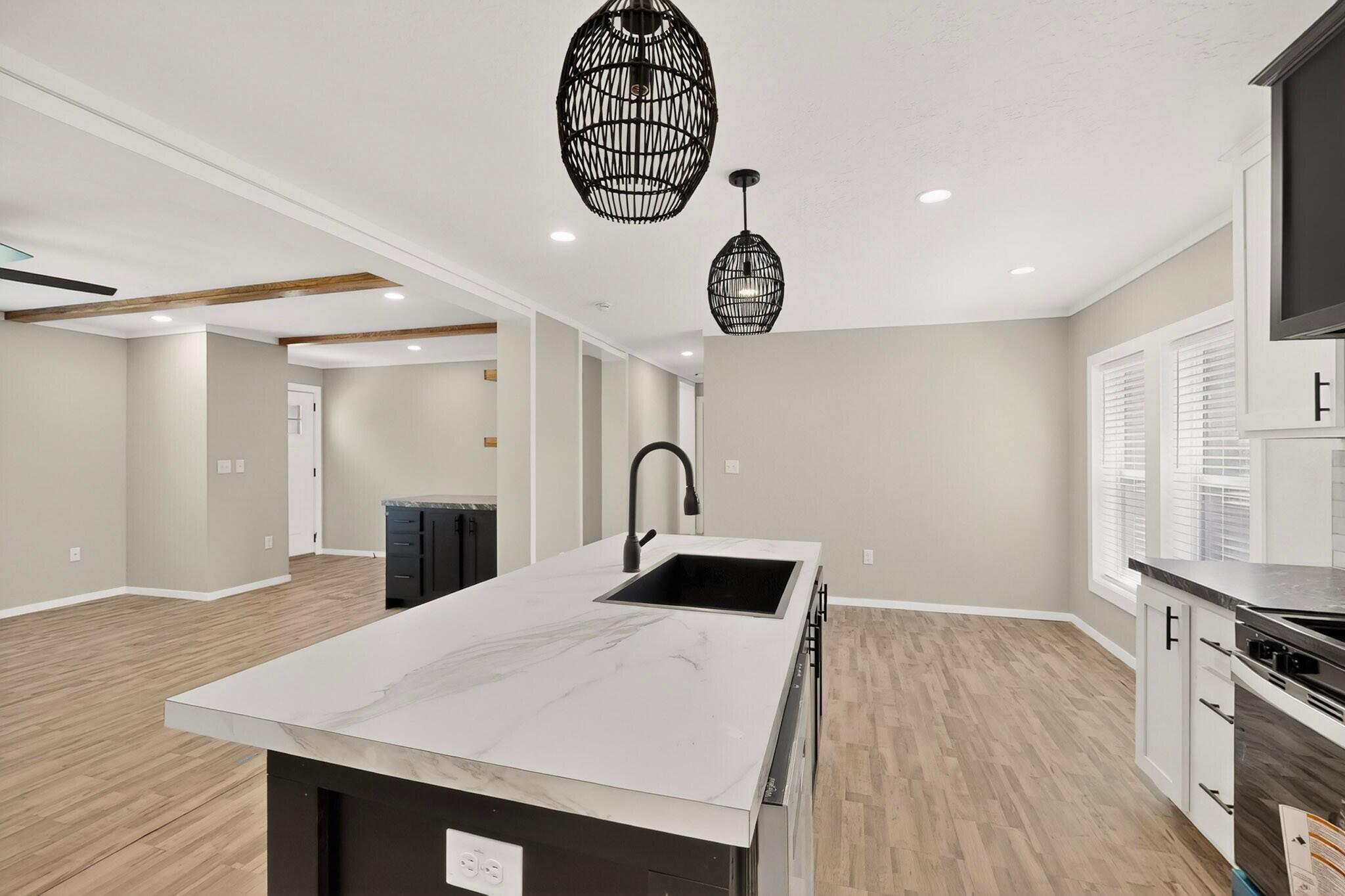 6632 San Luis Obispo Avenue NE