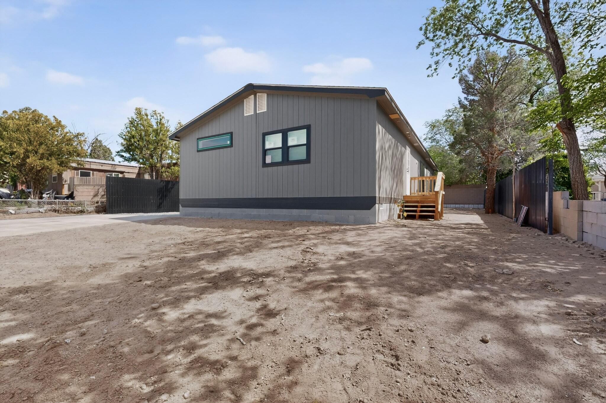 6632 San Luis Obispo Avenue NE