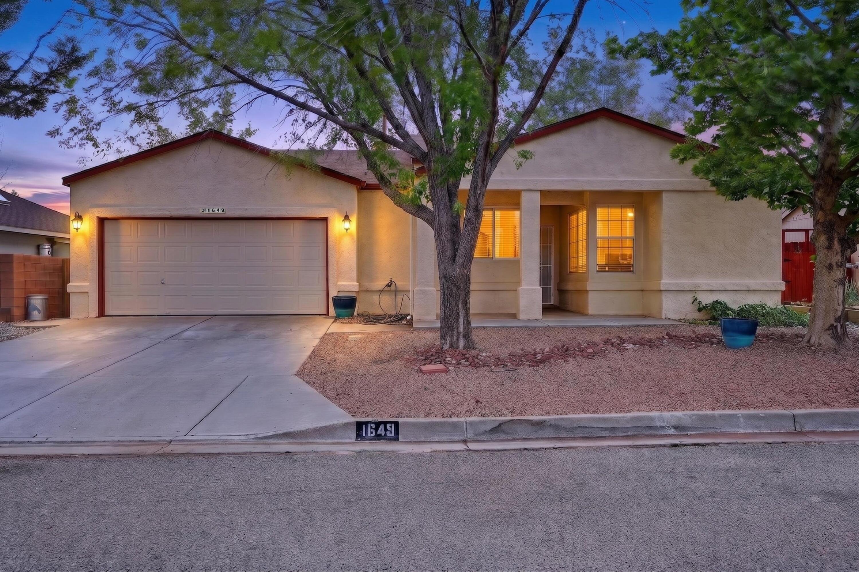 1649 Lark Spur Drive NE