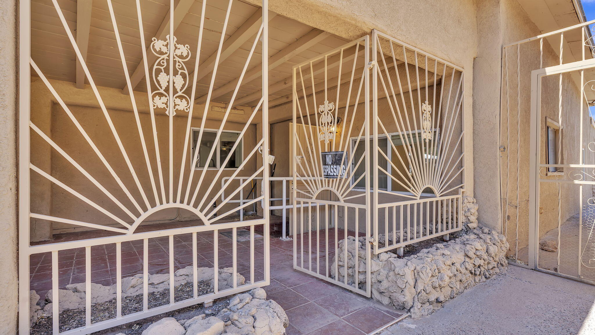 3102 Rosendo Garcia Road SW
