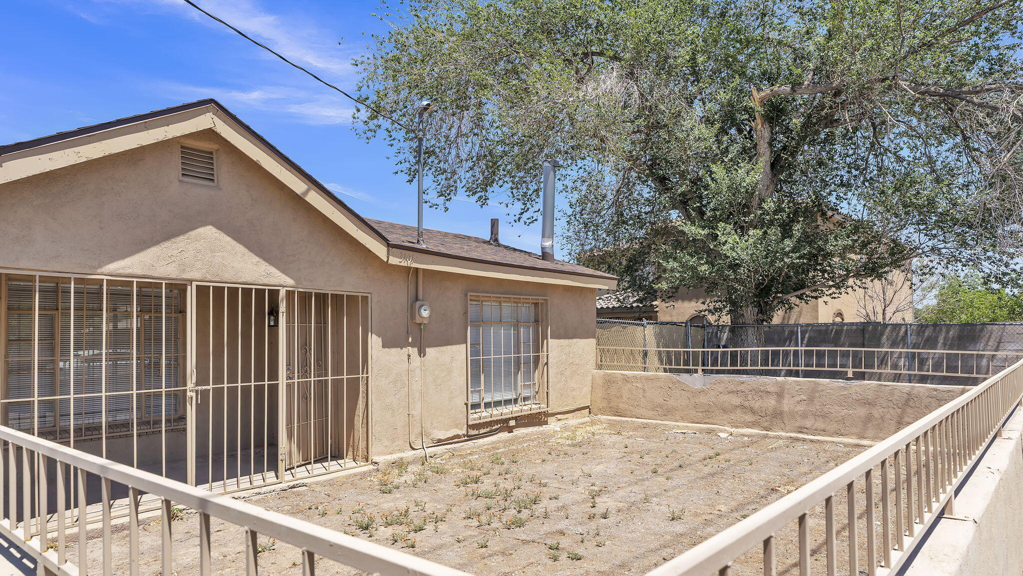 3102 Rosendo Garcia Road SW