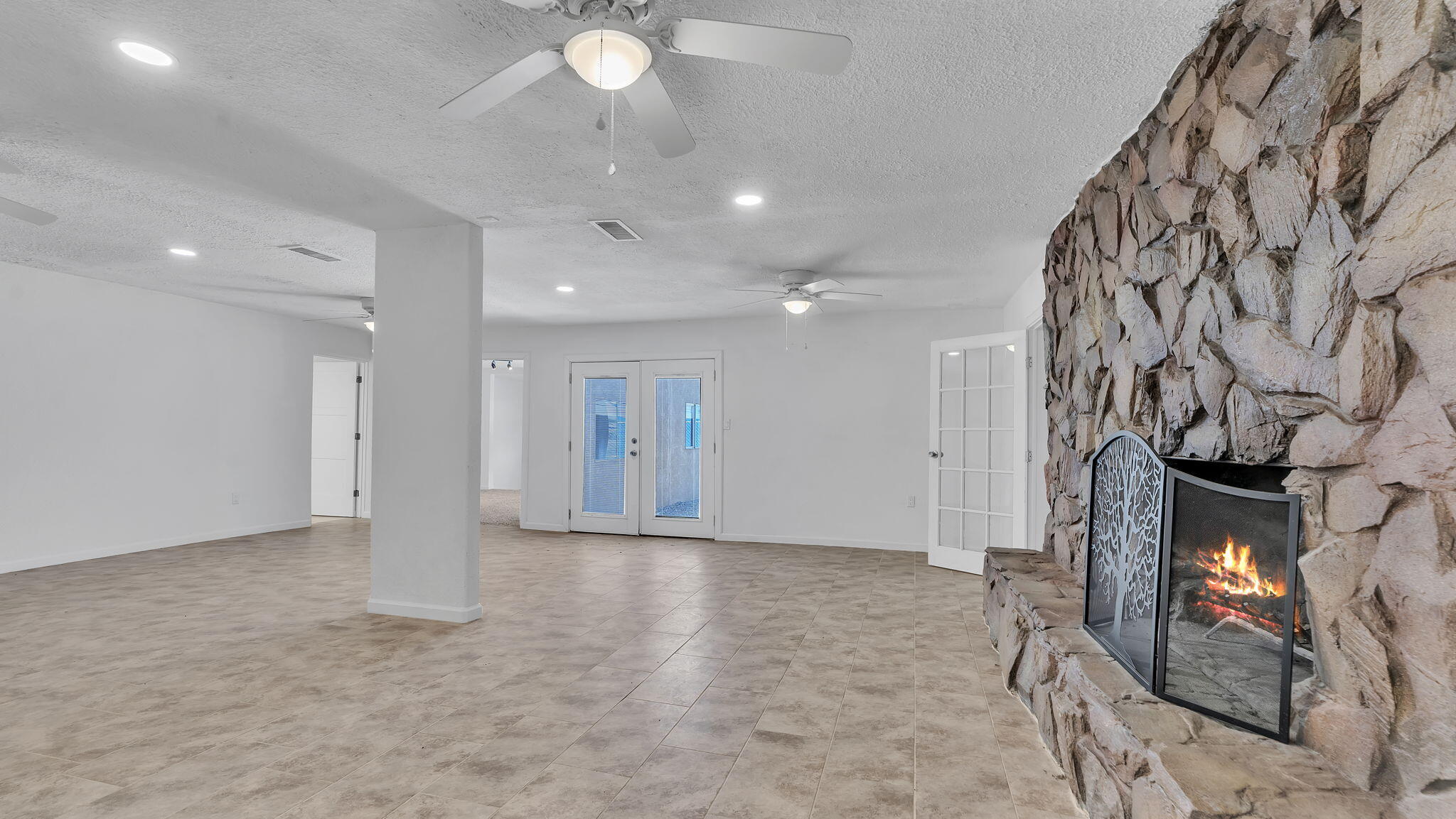 3102 Rosendo Garcia Road SW