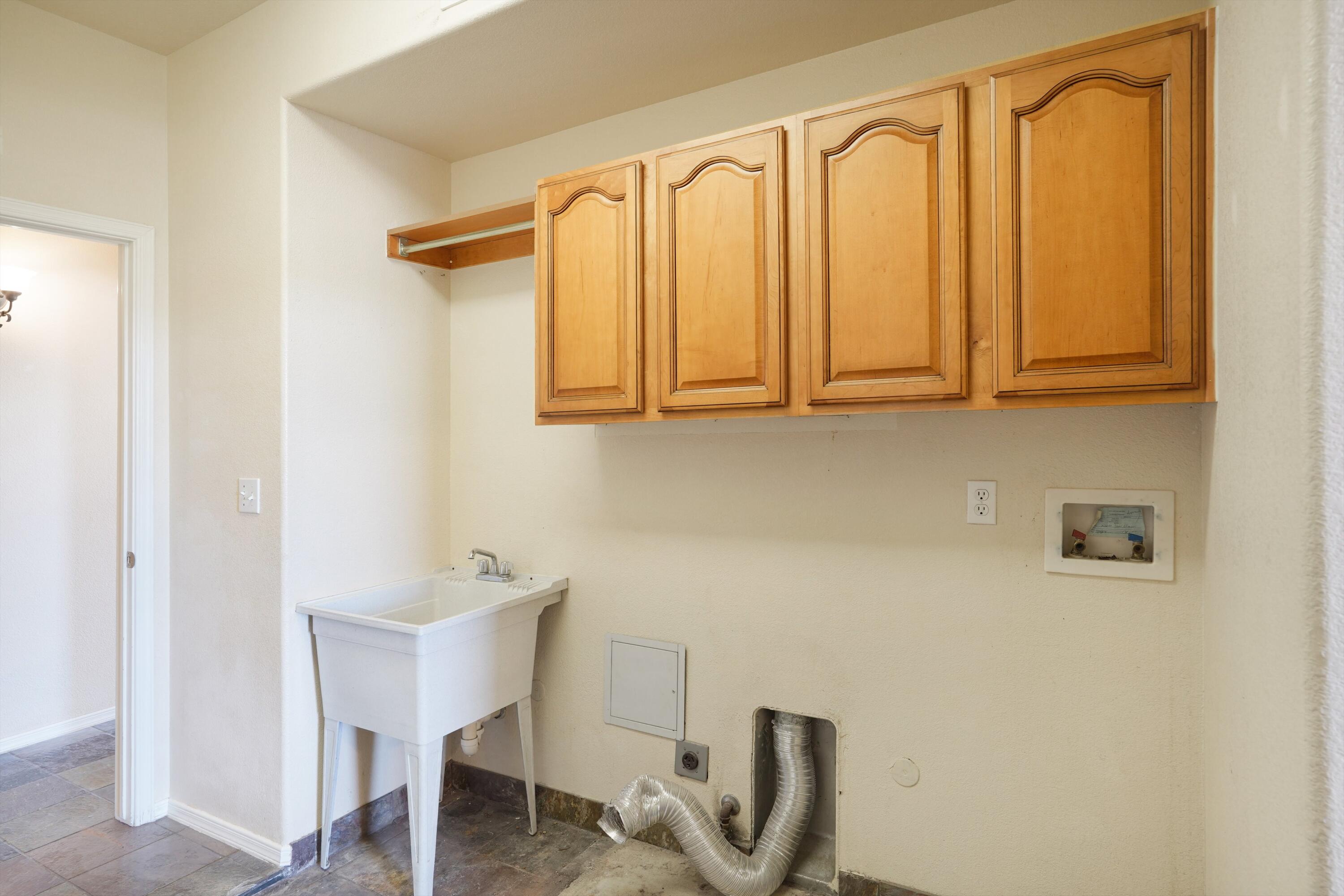 2205 Sun Chaser Place