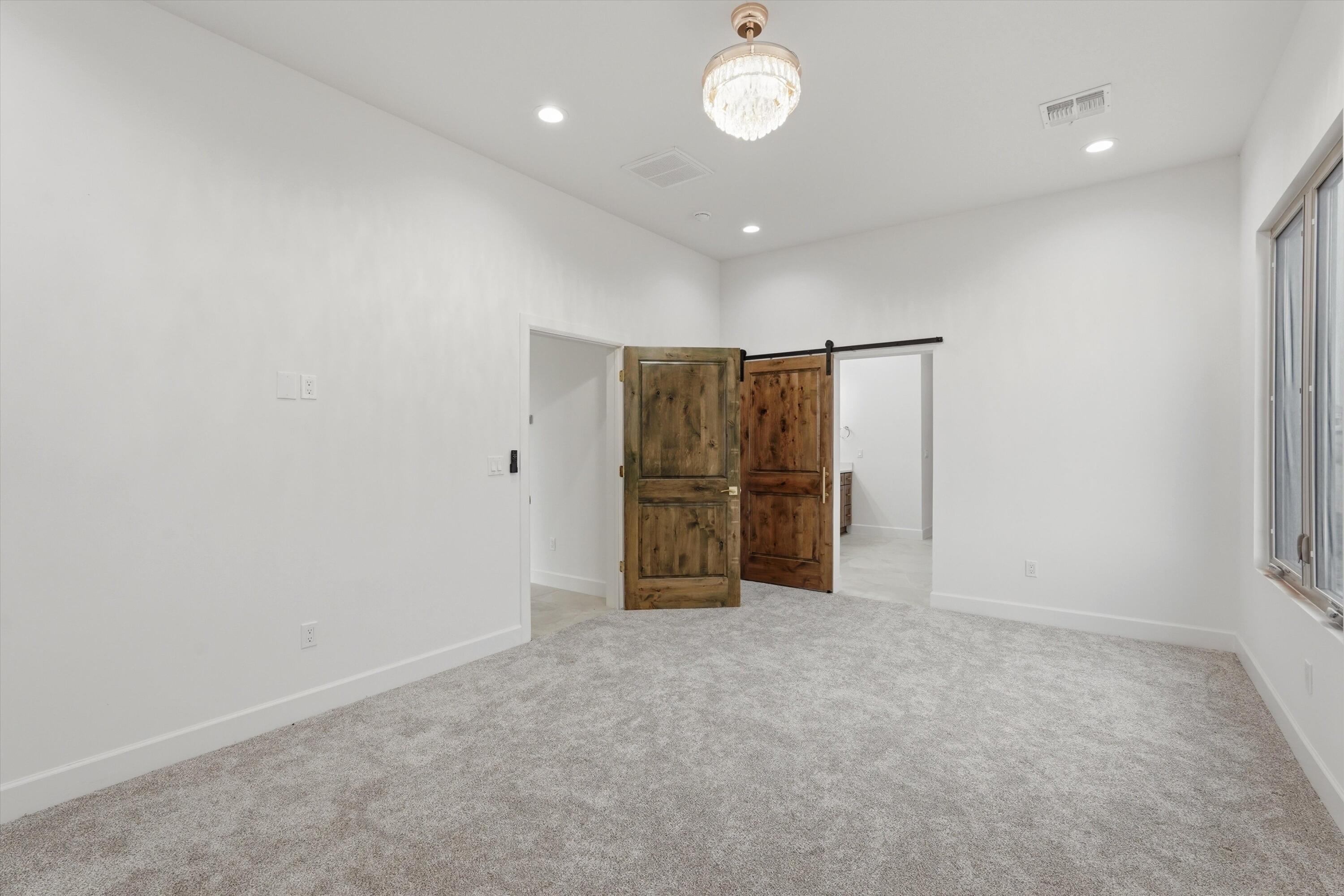 2021 Santa Ana Road NE