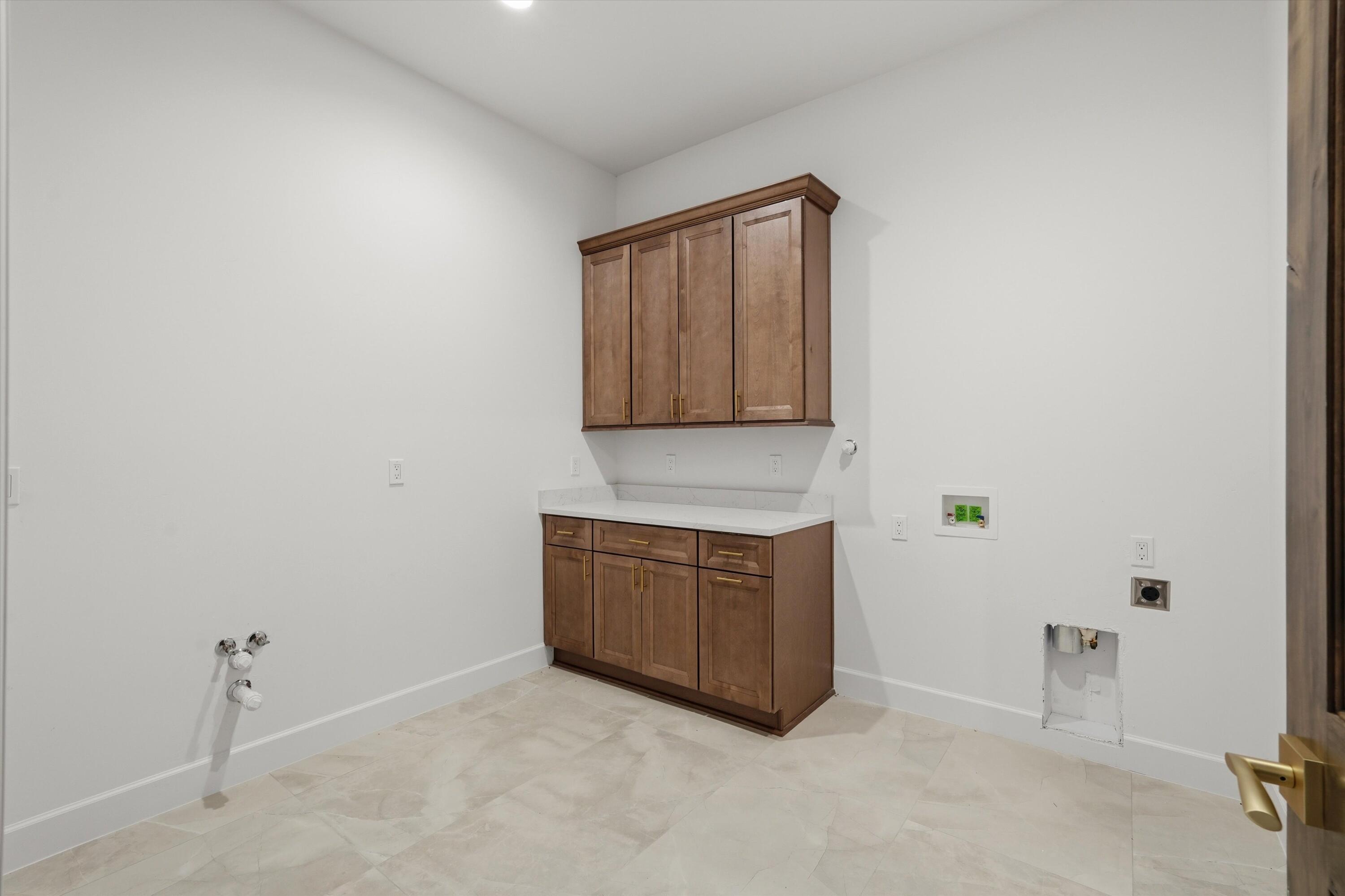 2021 Santa Ana Road NE