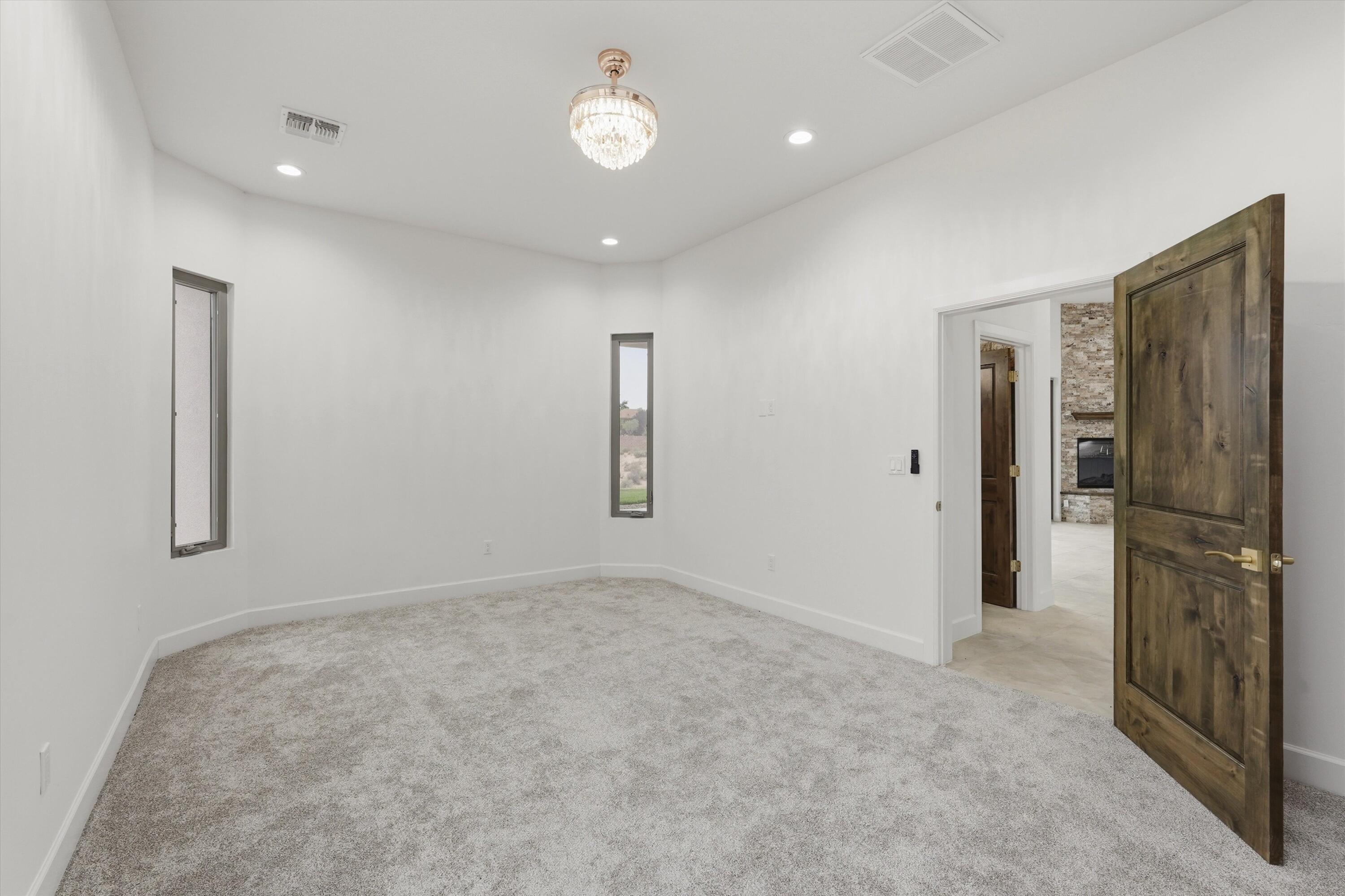 2021 Santa Ana Road NE