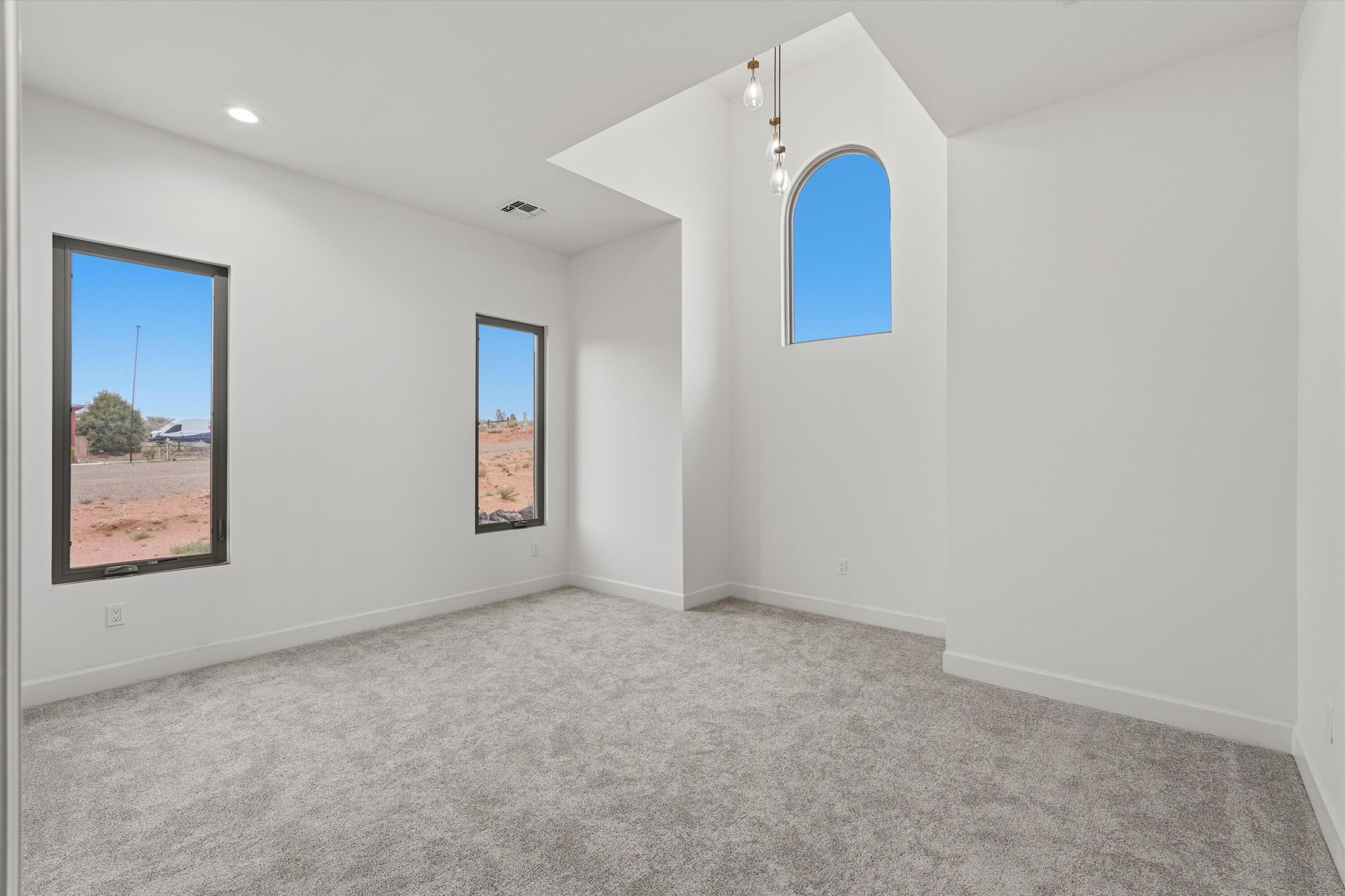 2021 Santa Ana Road NE