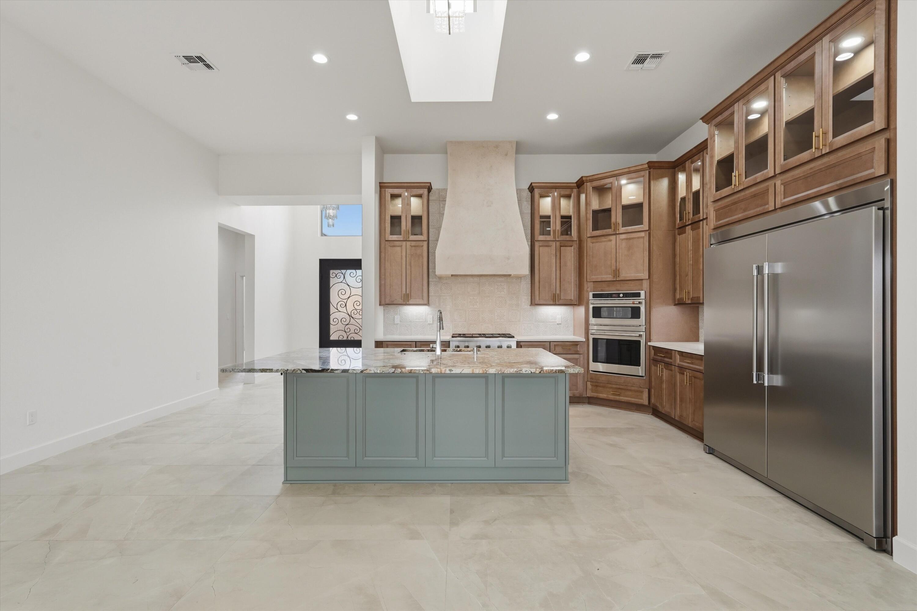 2021 Santa Ana Road NE