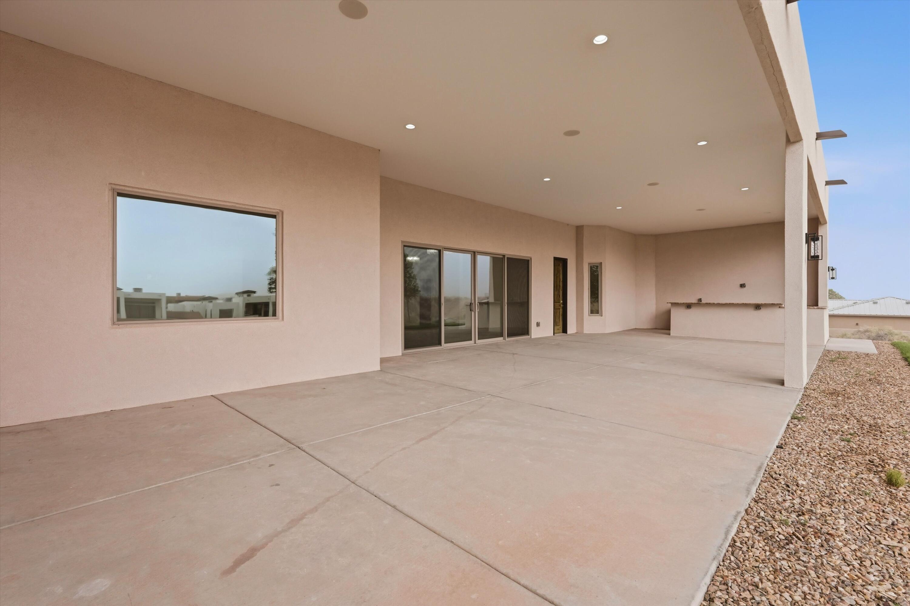 2021 Santa Ana Road NE