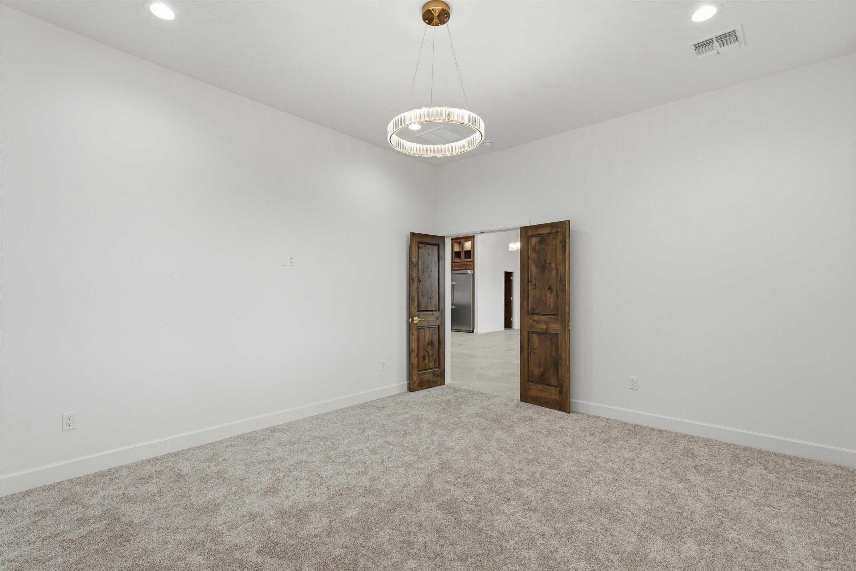 2021 Santa Ana Road NE