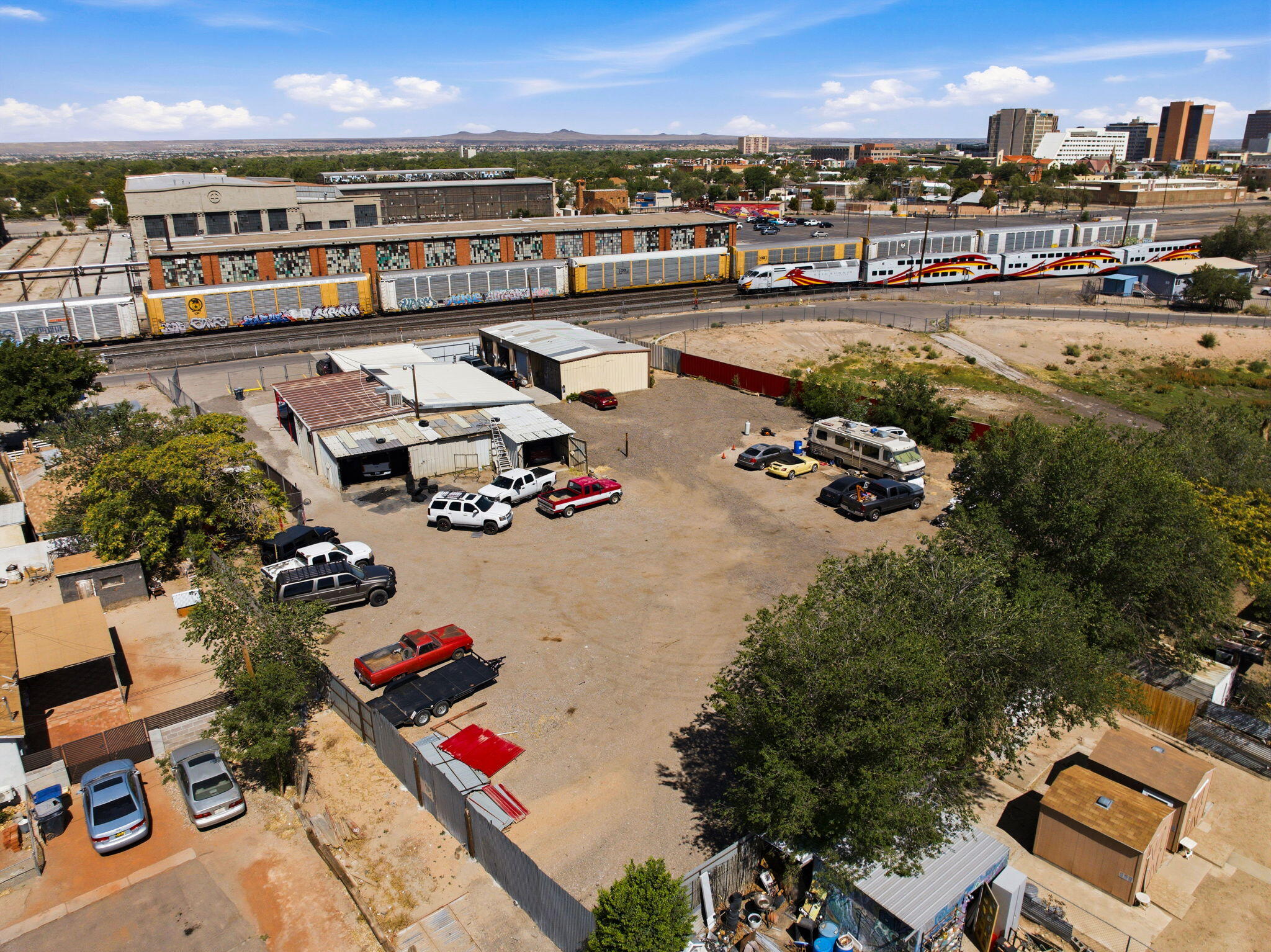 800 Commercial Street SE