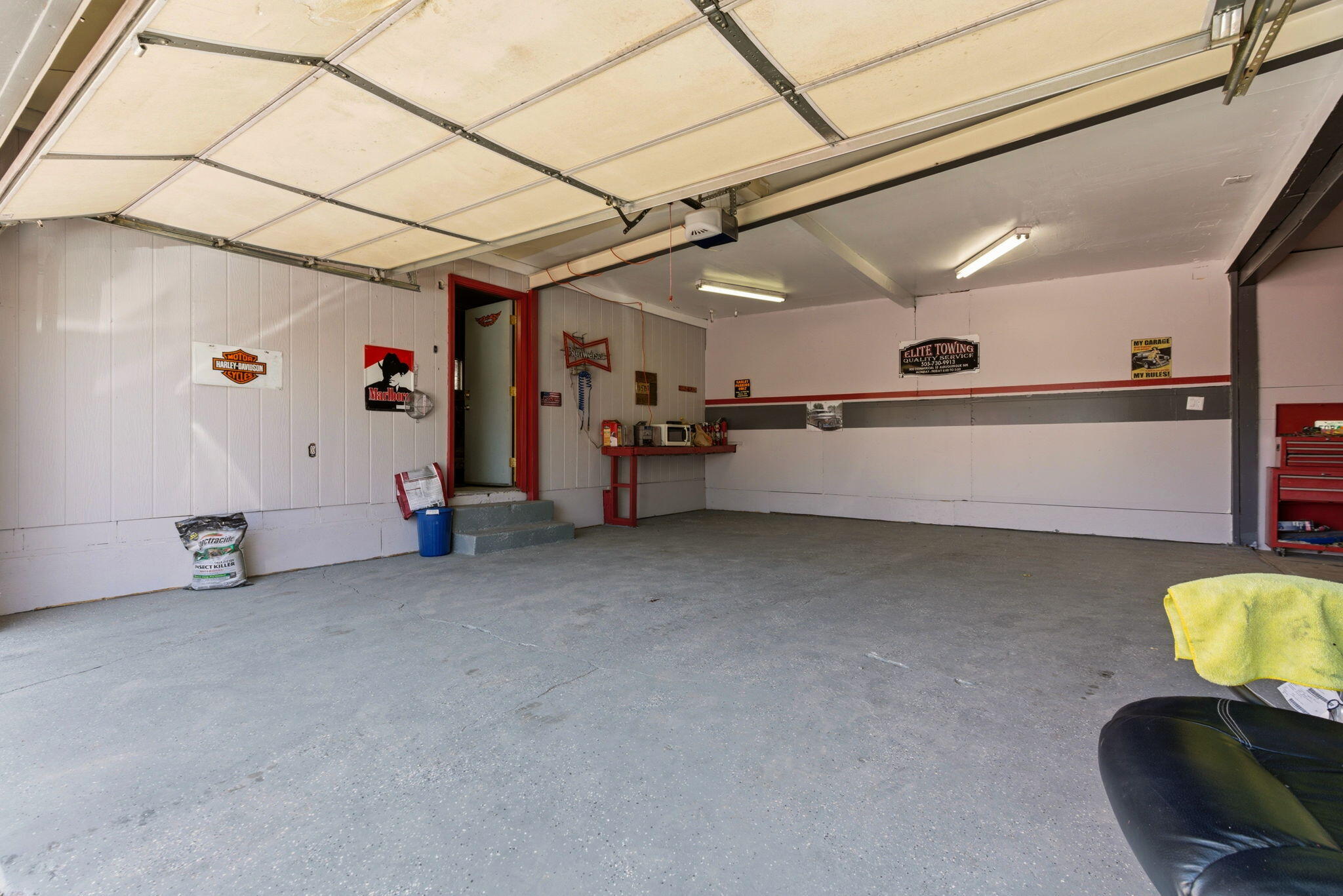 800 Commercial Street SE