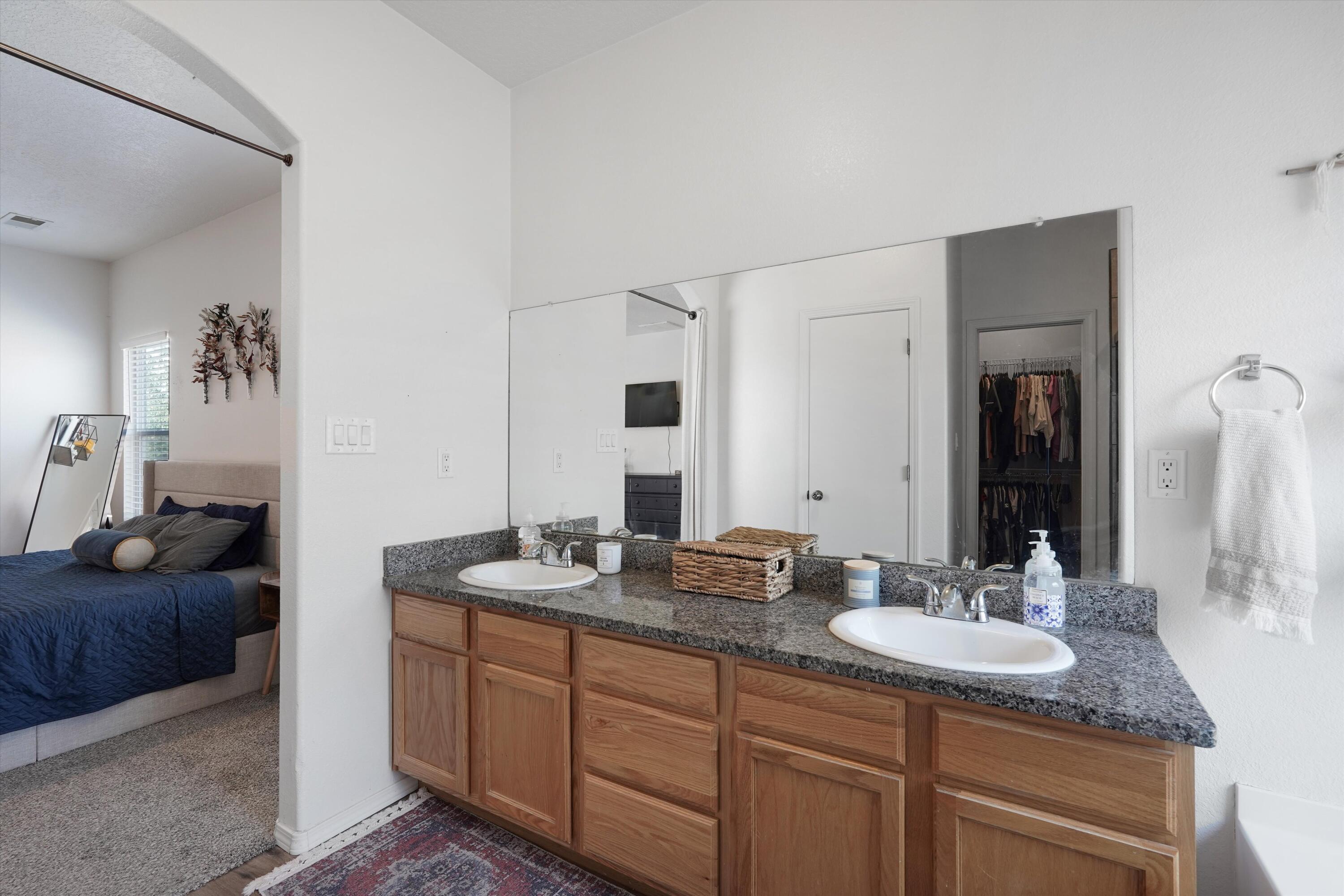 4112 Oasis Springs Road NE