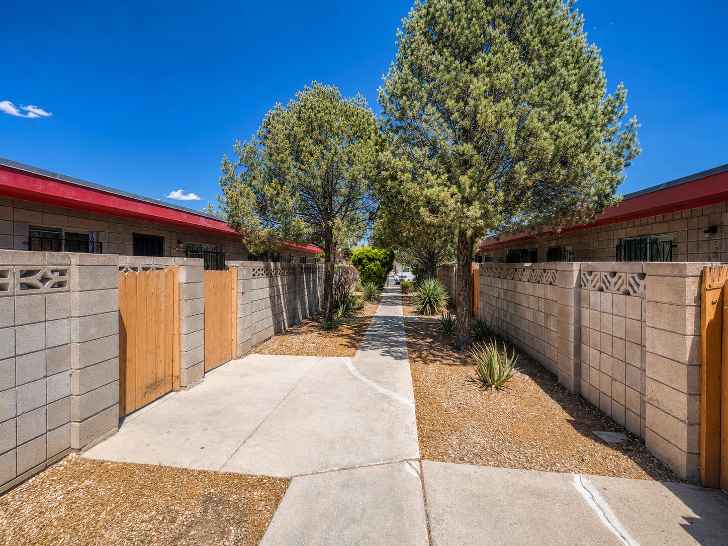 635 Mesilla Street SE