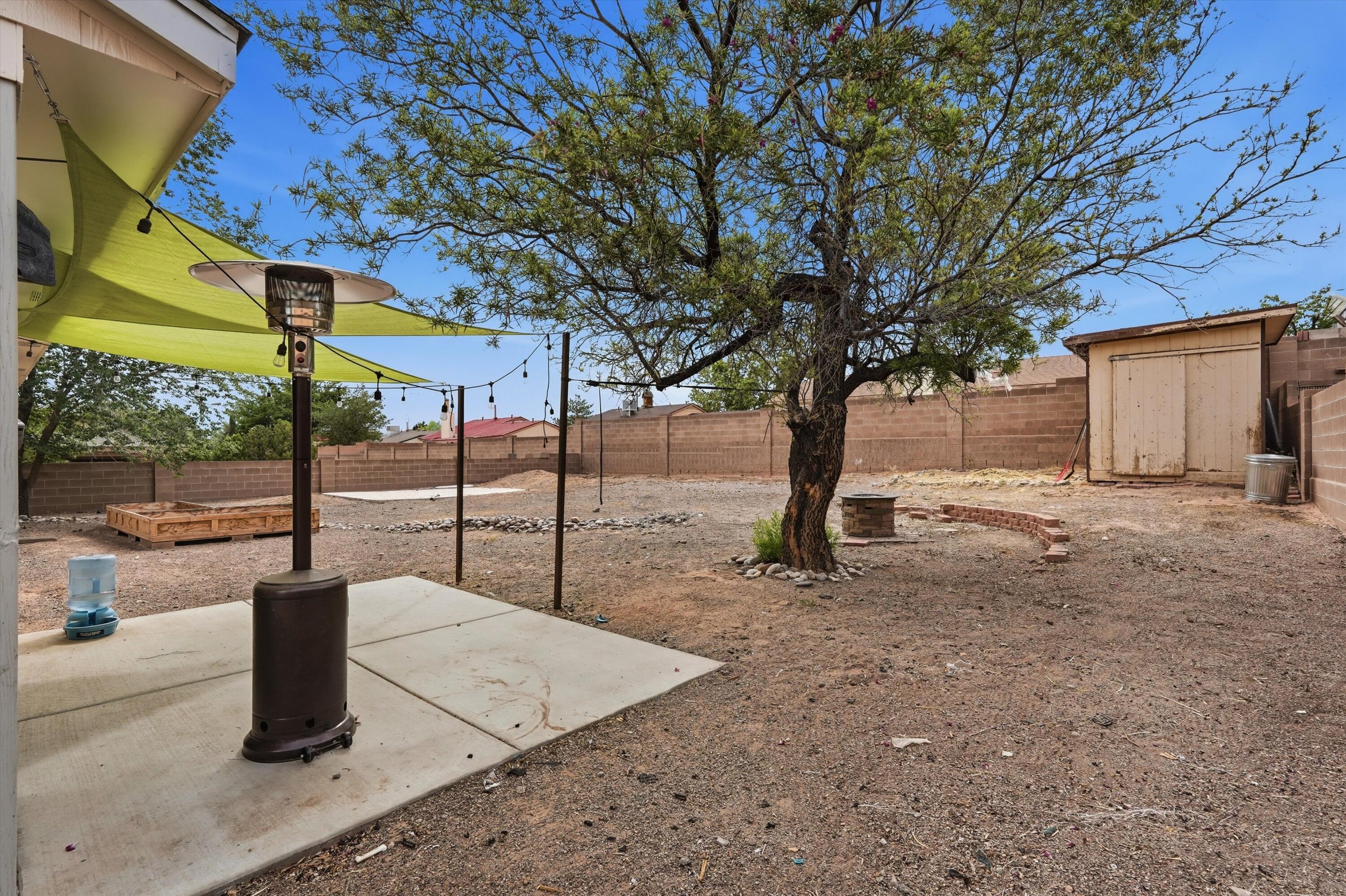 1961 Roanoke Drive NE