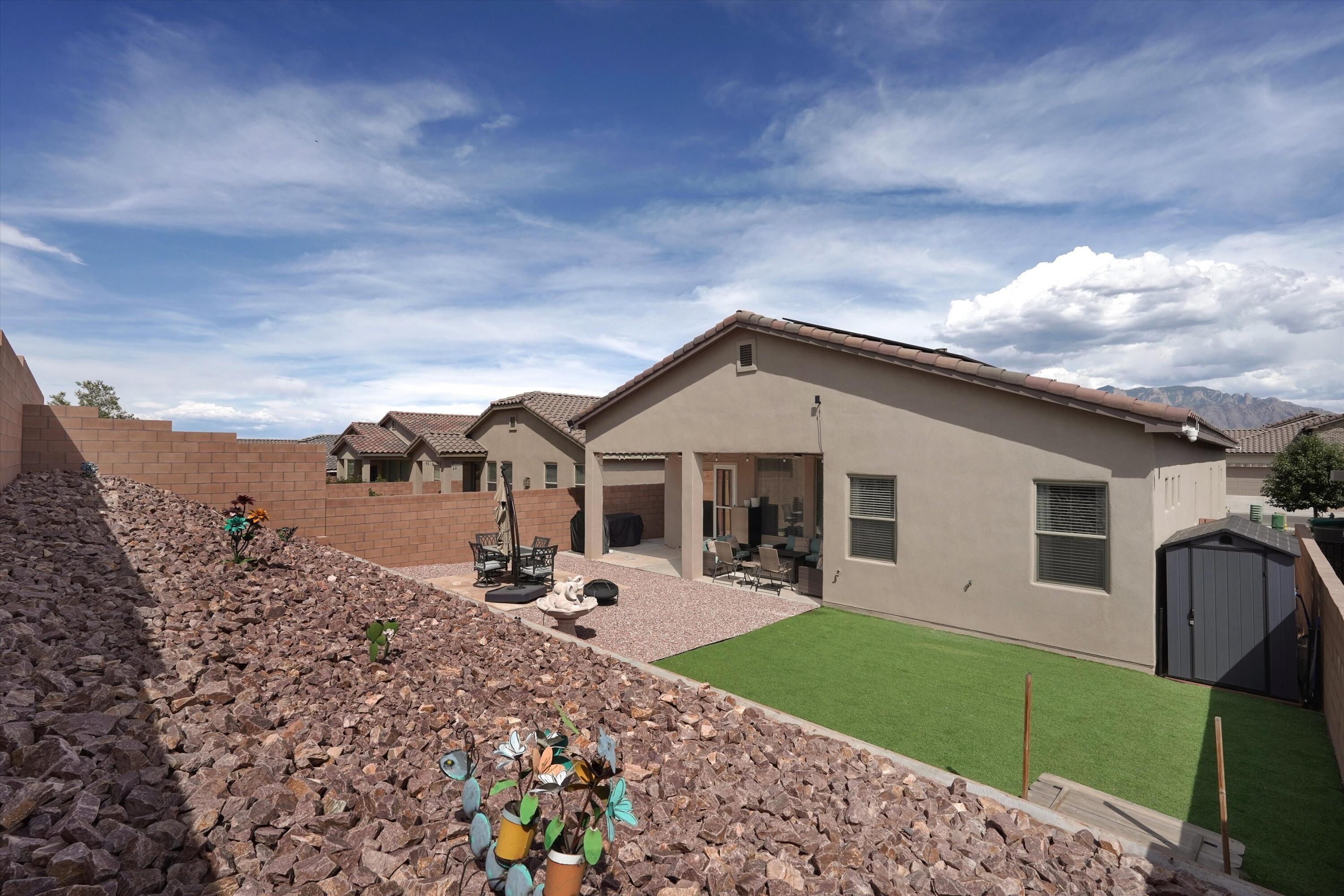 6917 Cleary Loop NE