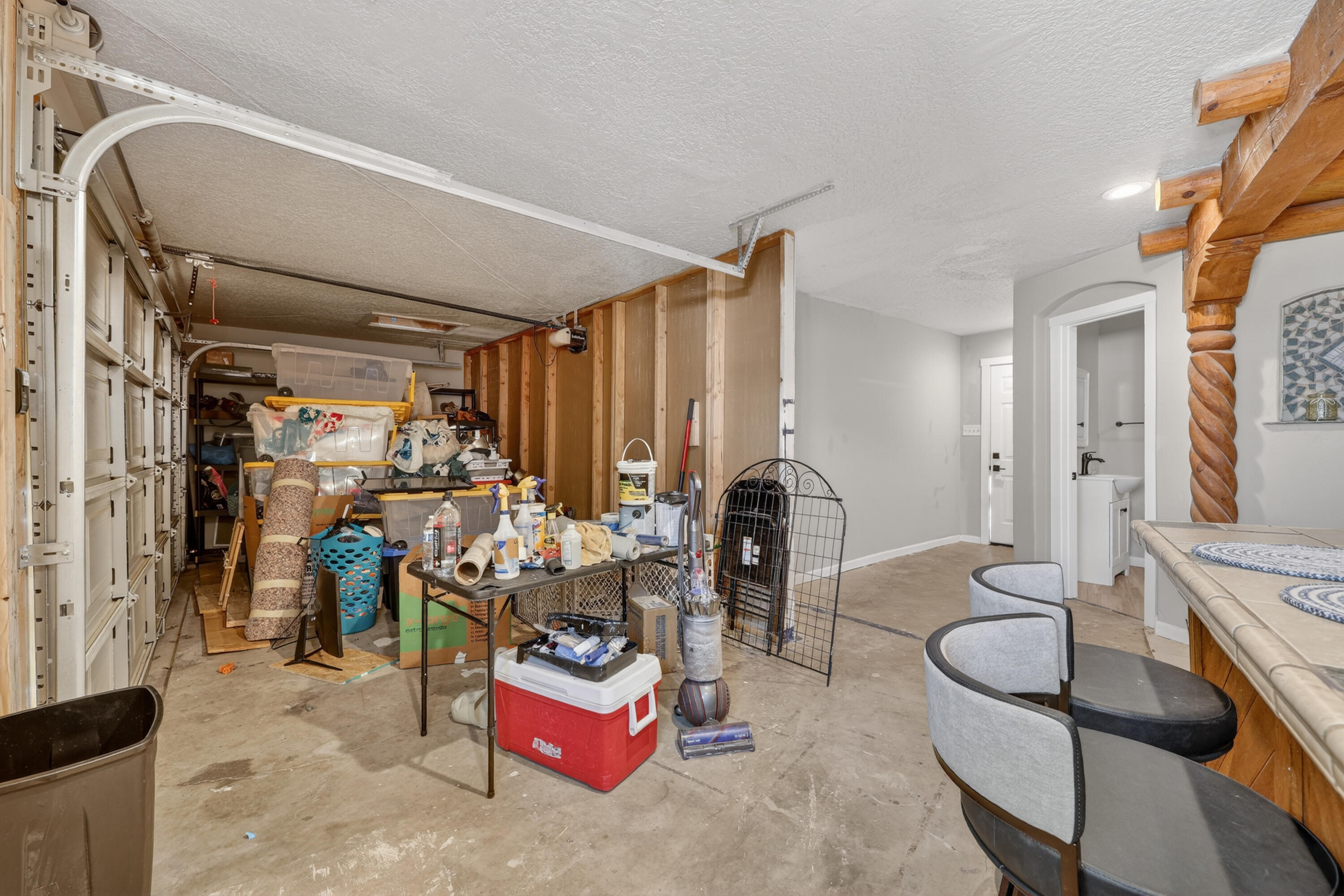 816 Acapulco Road NE