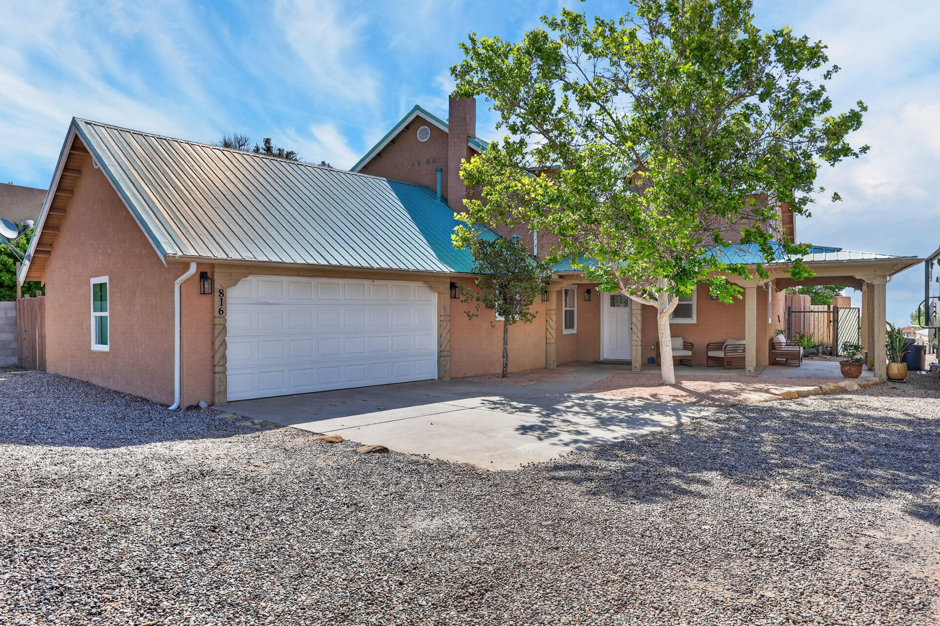 816 Acapulco Road NE