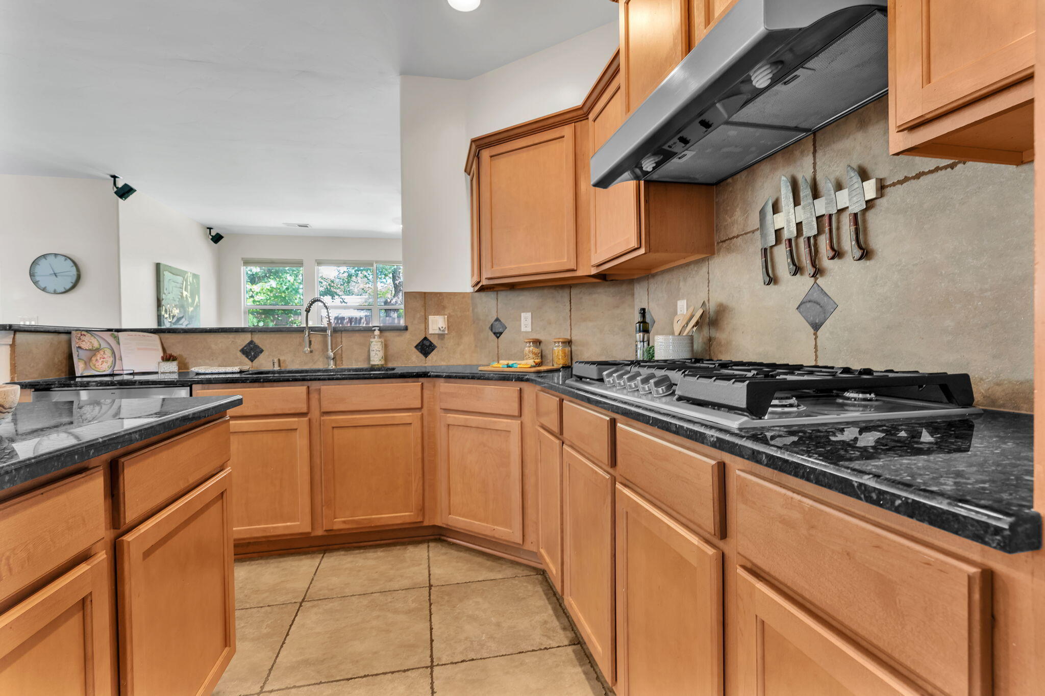 608 Bosque Verde Lane NW