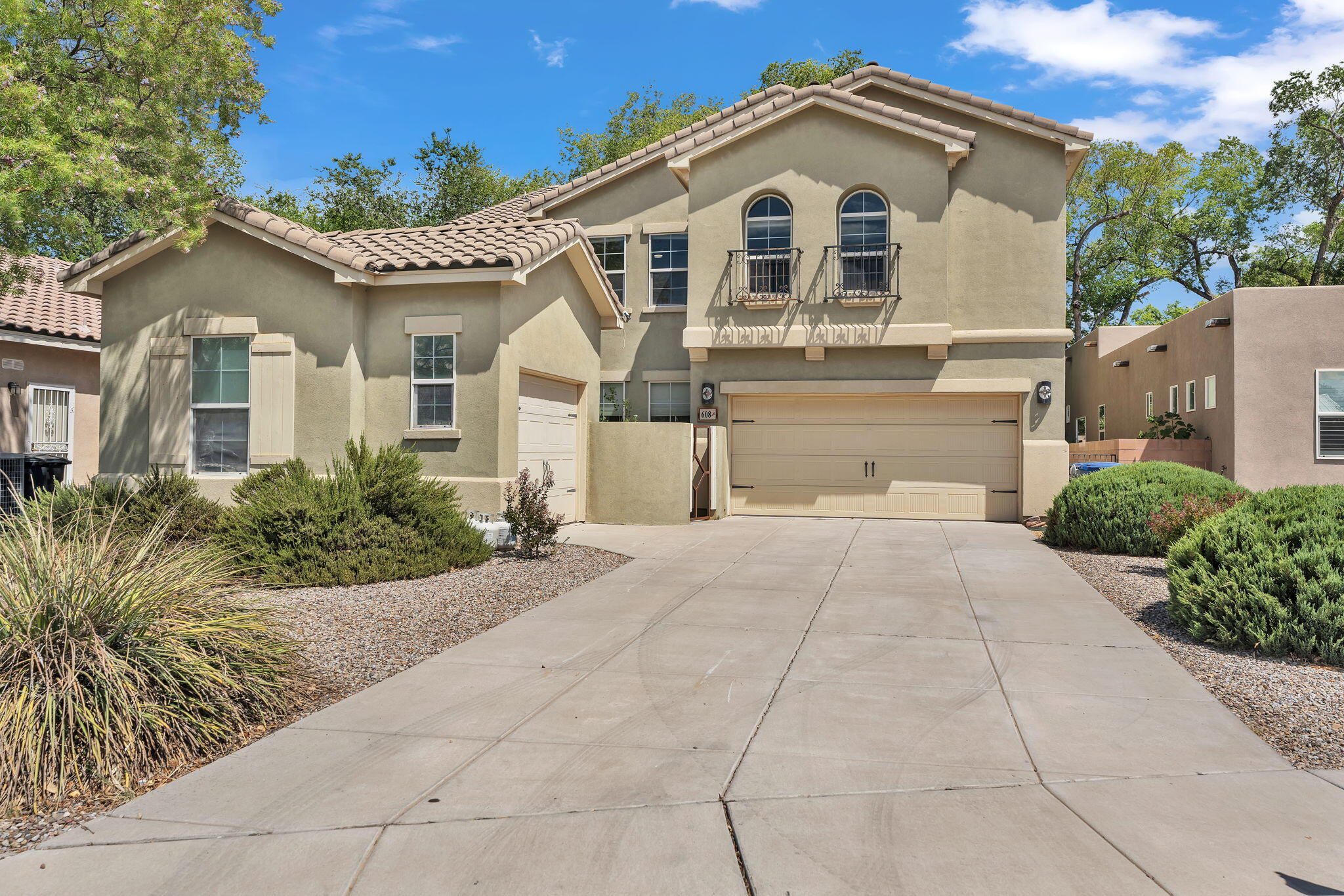 608 Bosque Verde Lane NW