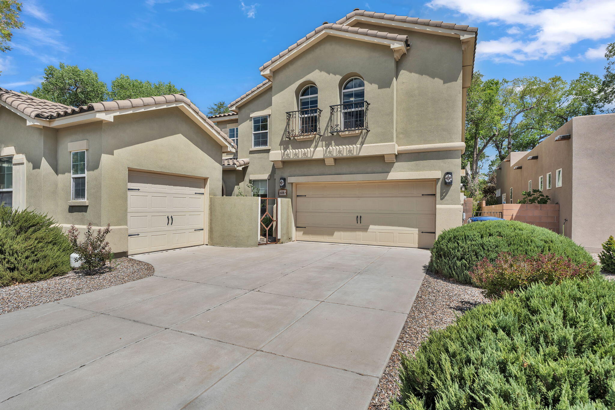 608 Bosque Verde Lane NW