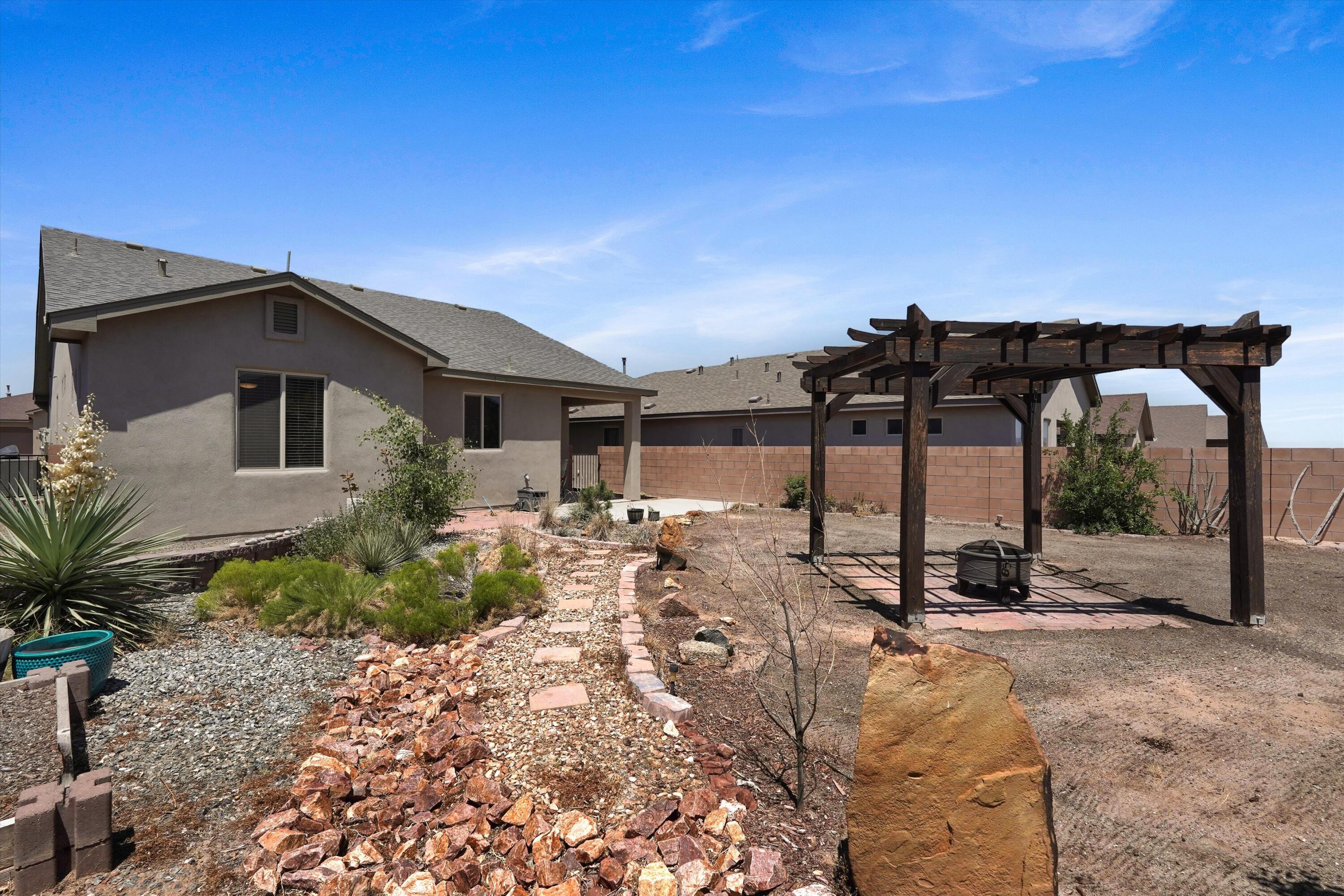 6391 Red Falcon Drive NE