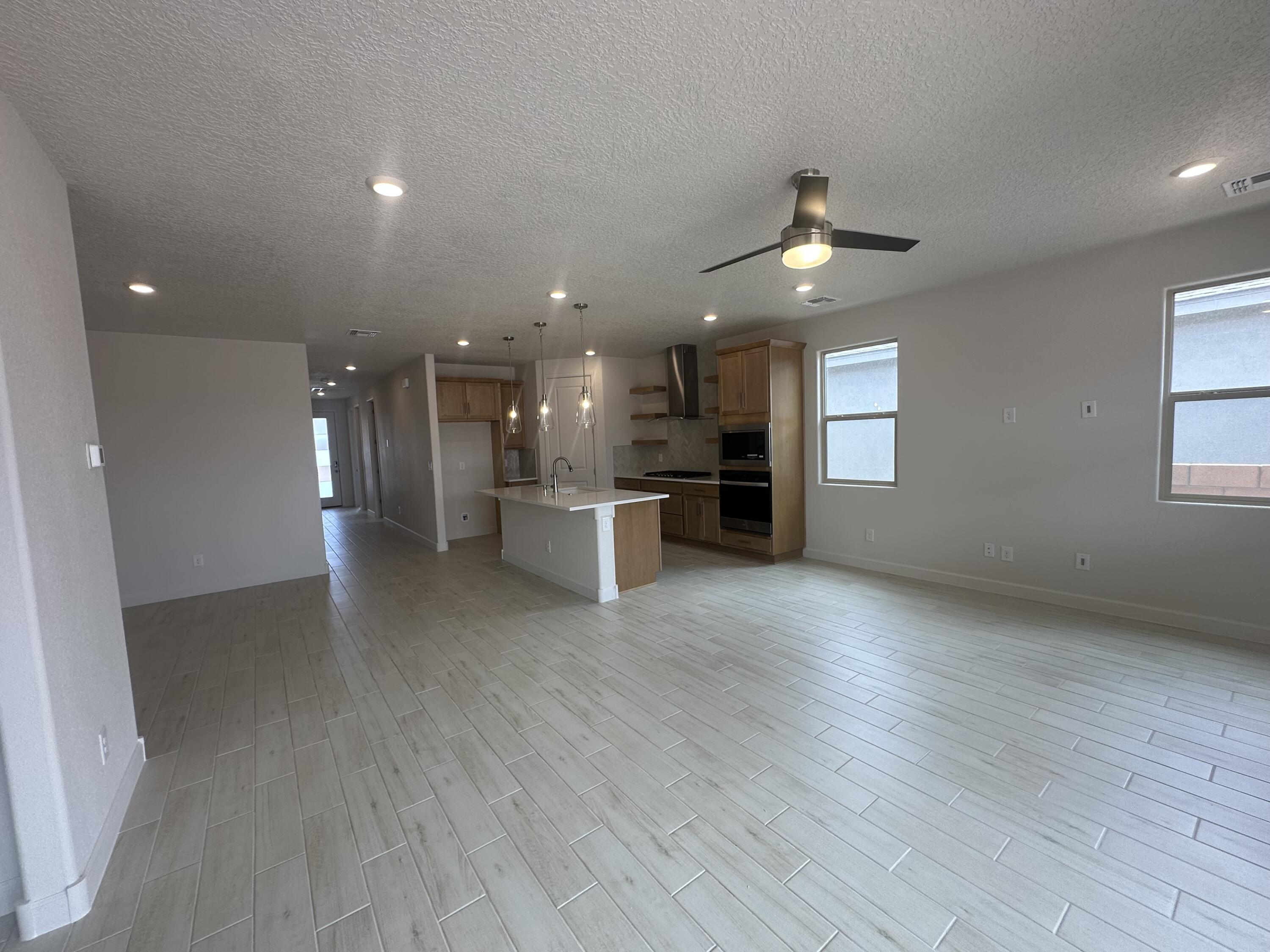 4179 Silver Springs Drive NE