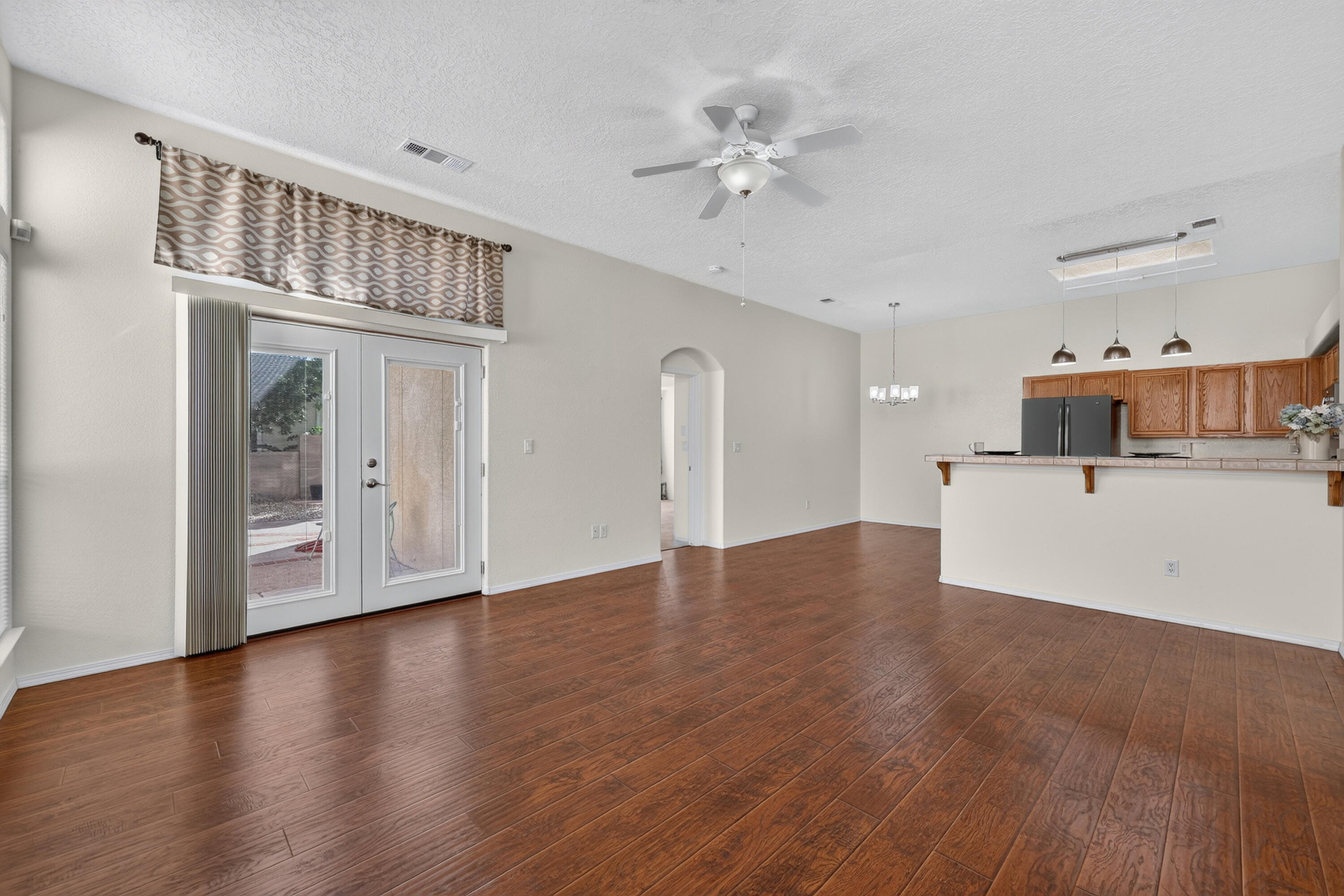3137 Renaissance Loop SE