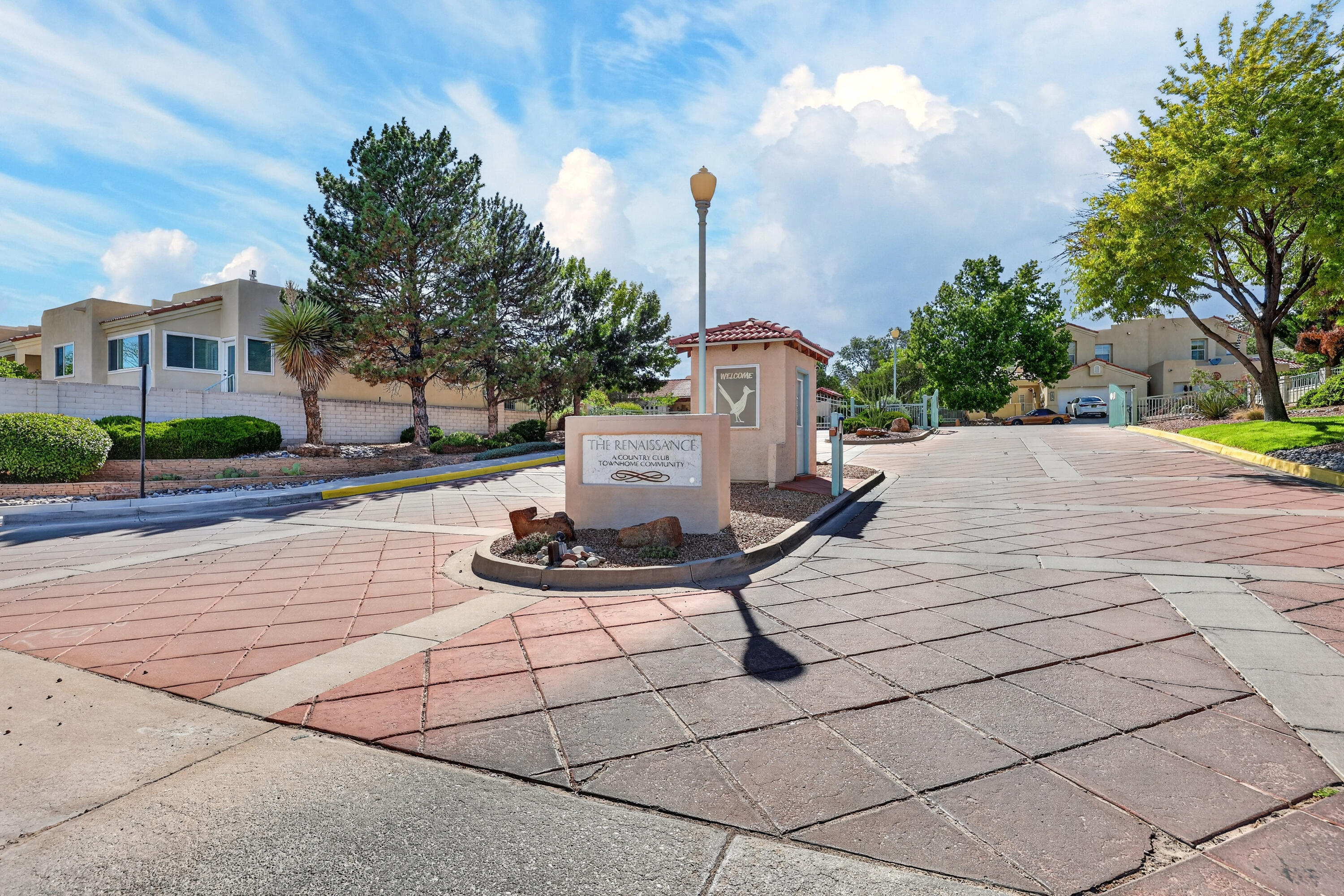 3137 Renaissance Loop SE