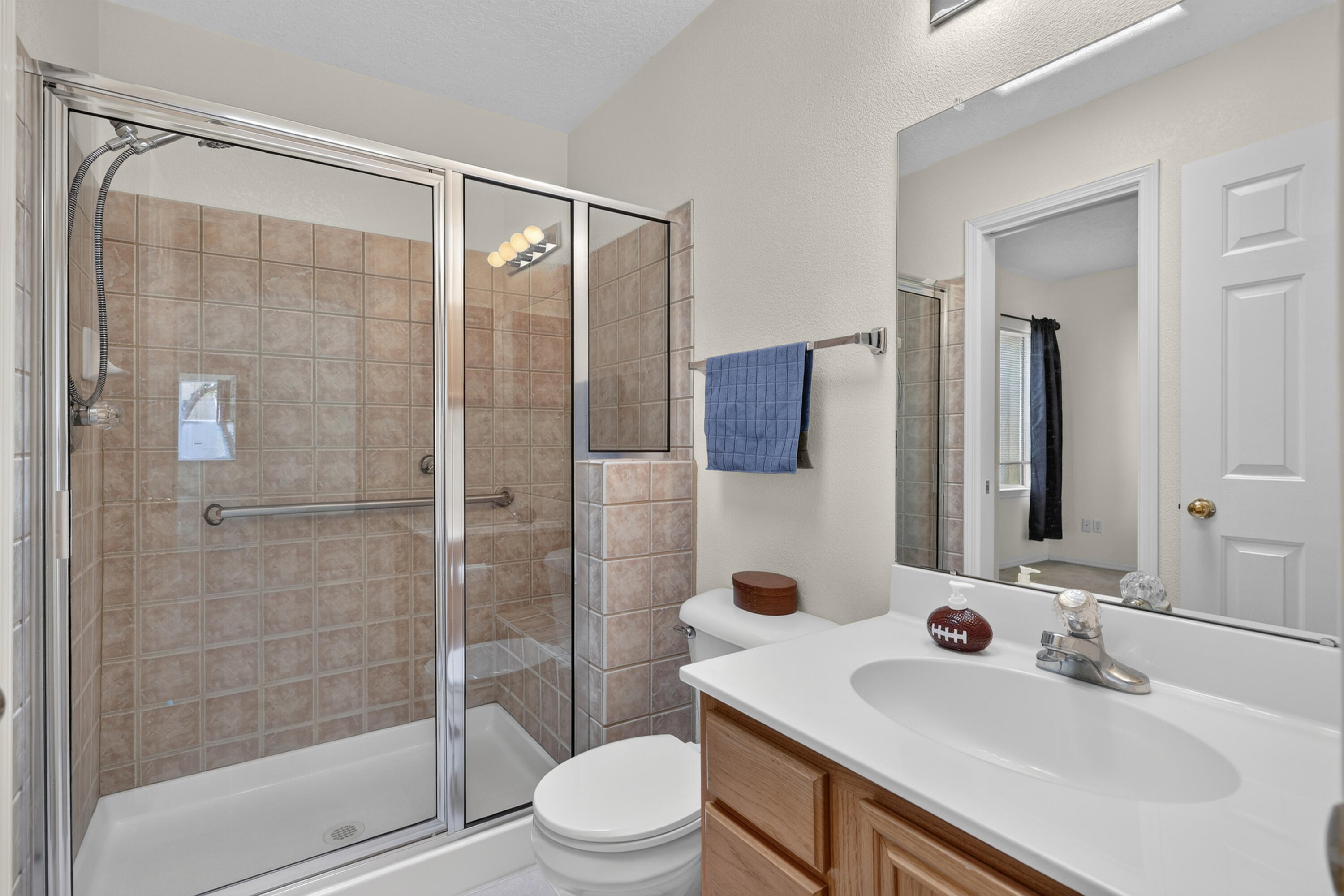 3137 Renaissance Loop SE