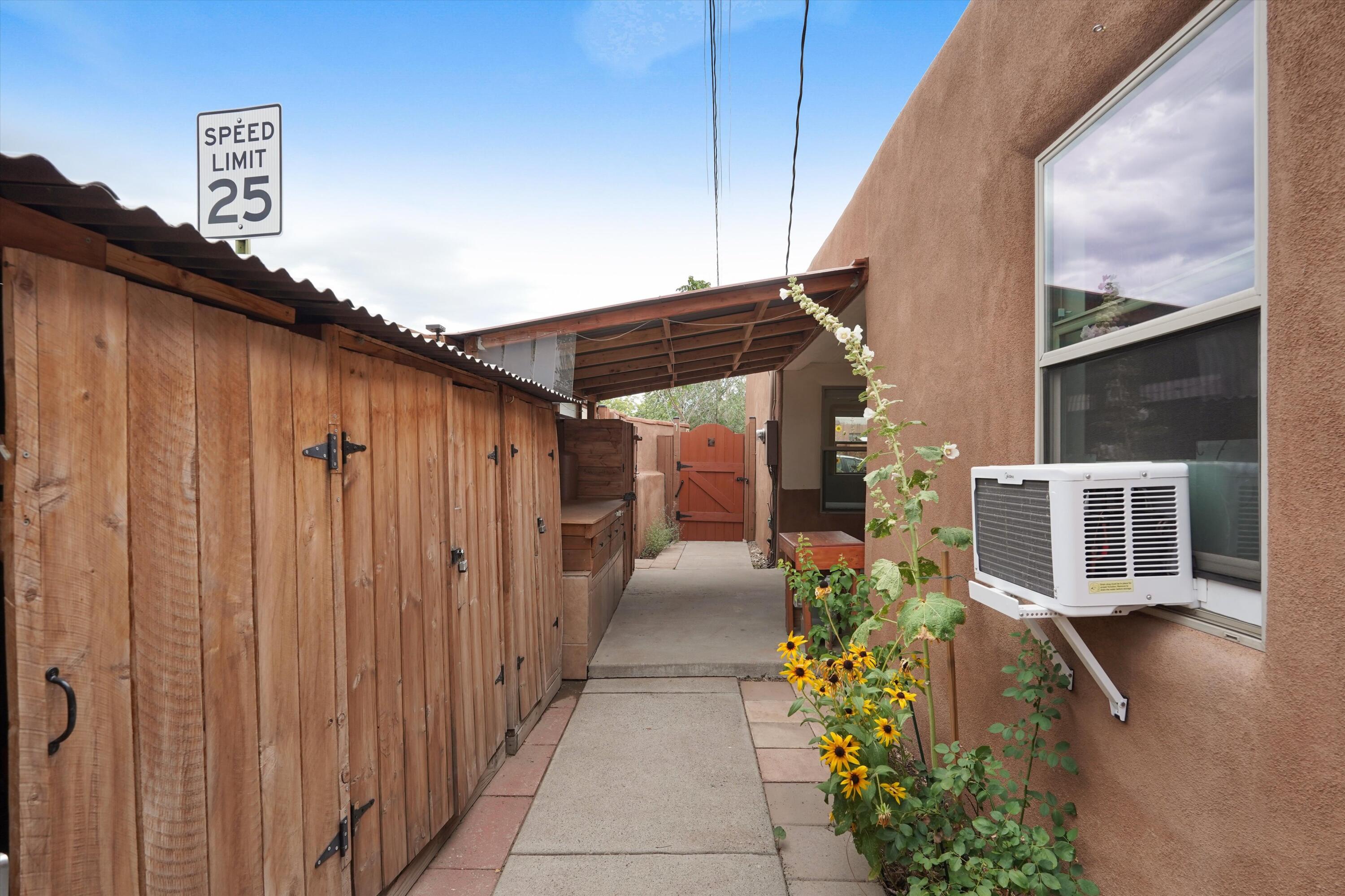 912 Alto Street