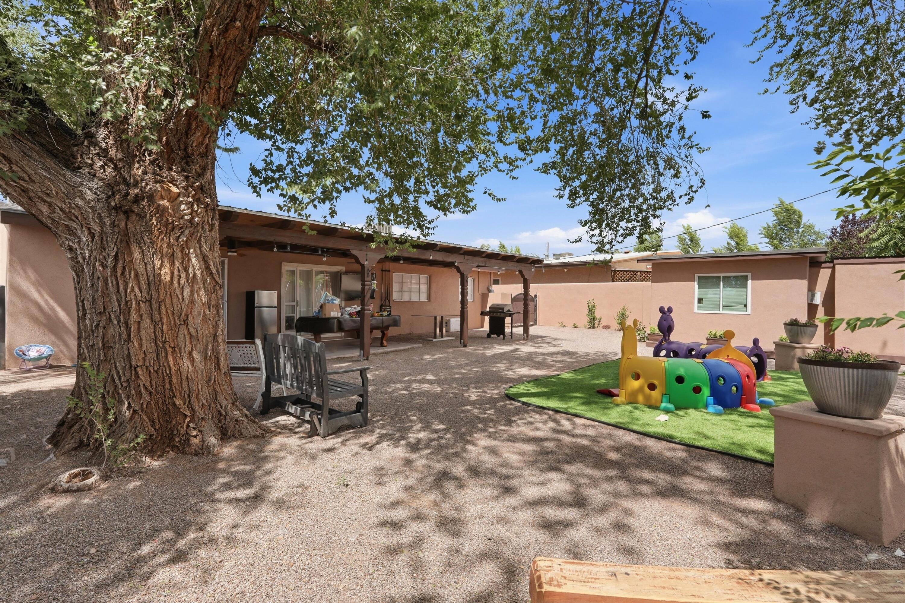 4604 Palo Duro Avenue NE