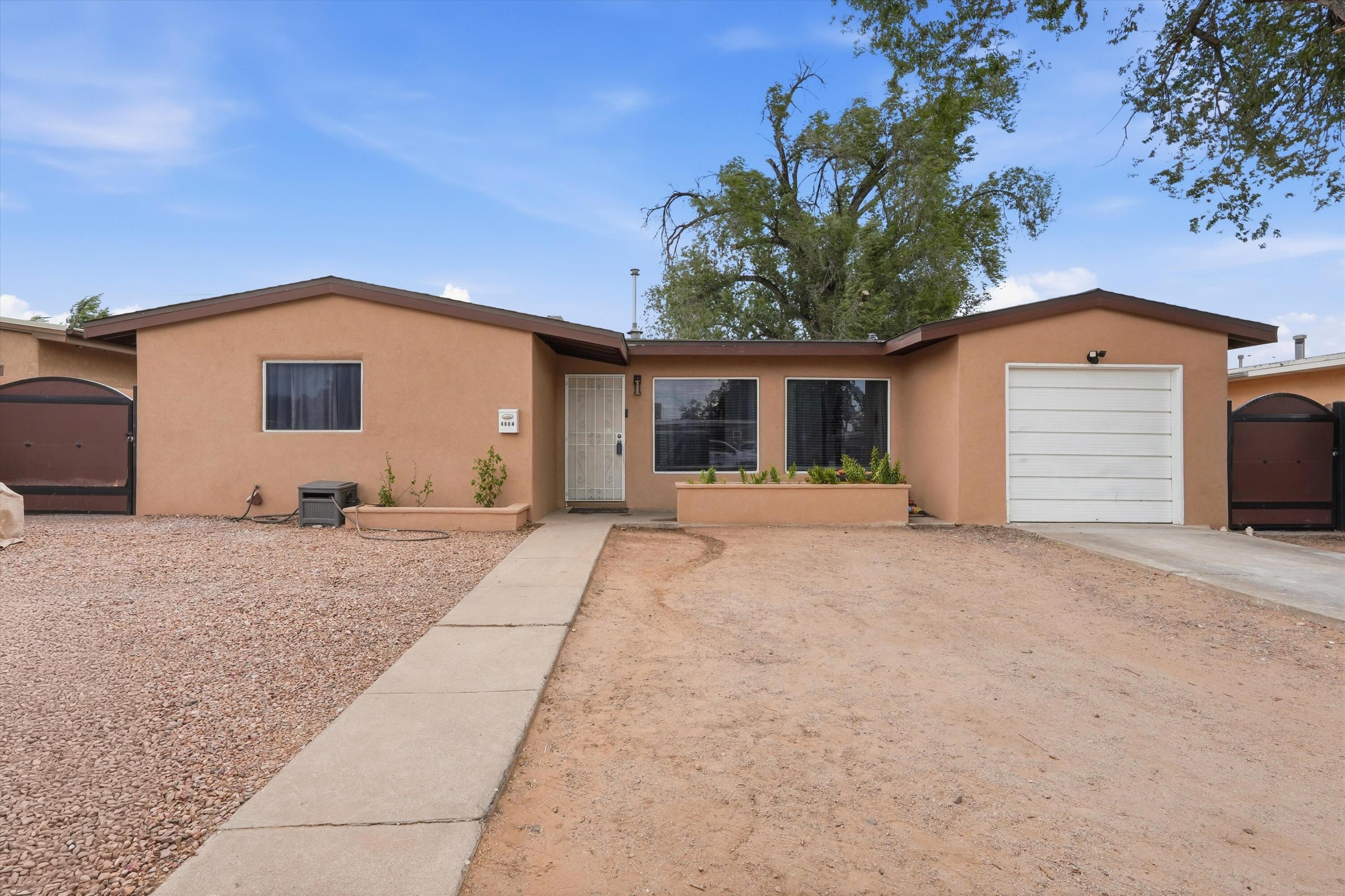 4604 Palo Duro Avenue NE