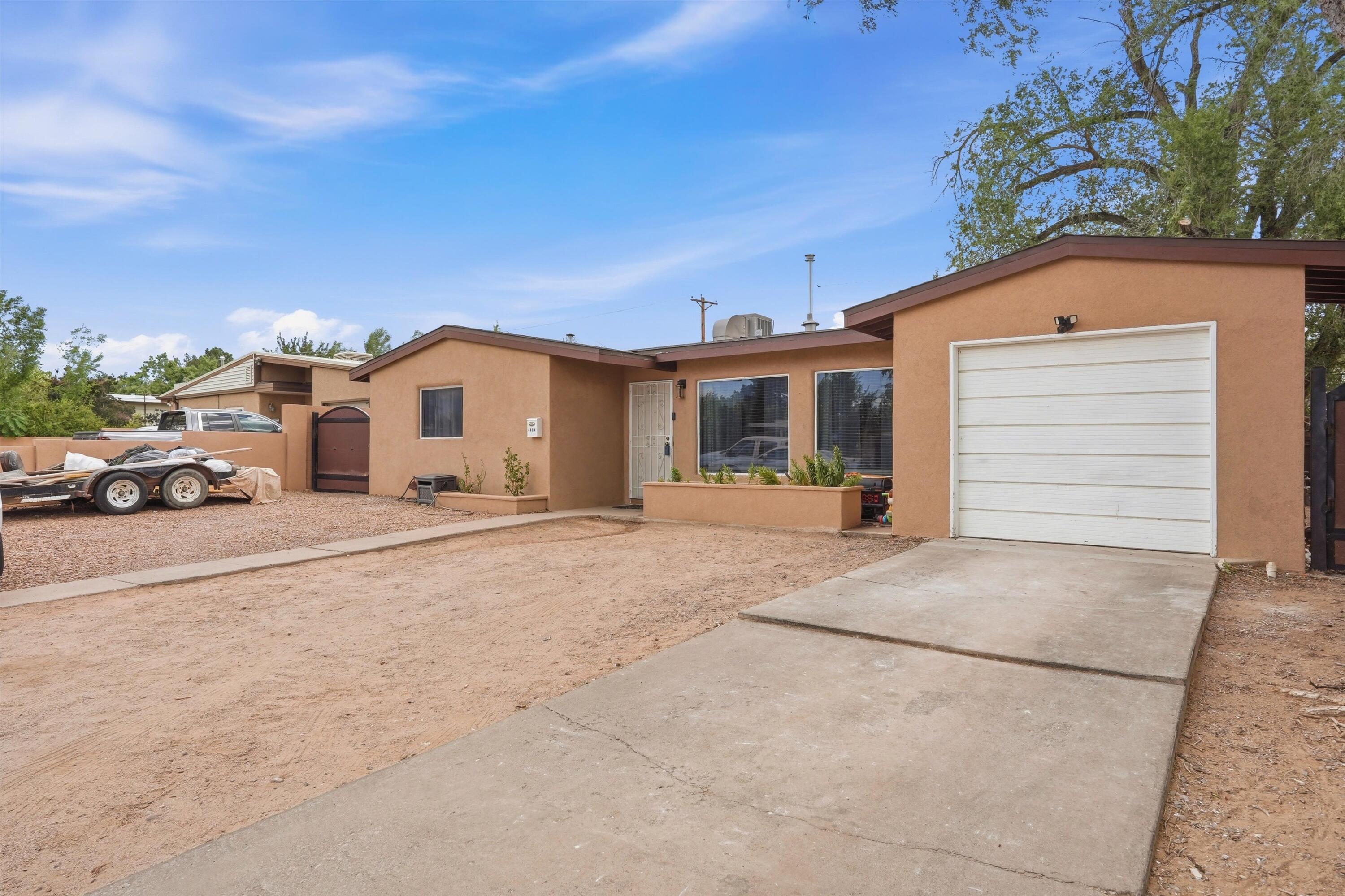 4604 Palo Duro Avenue NE