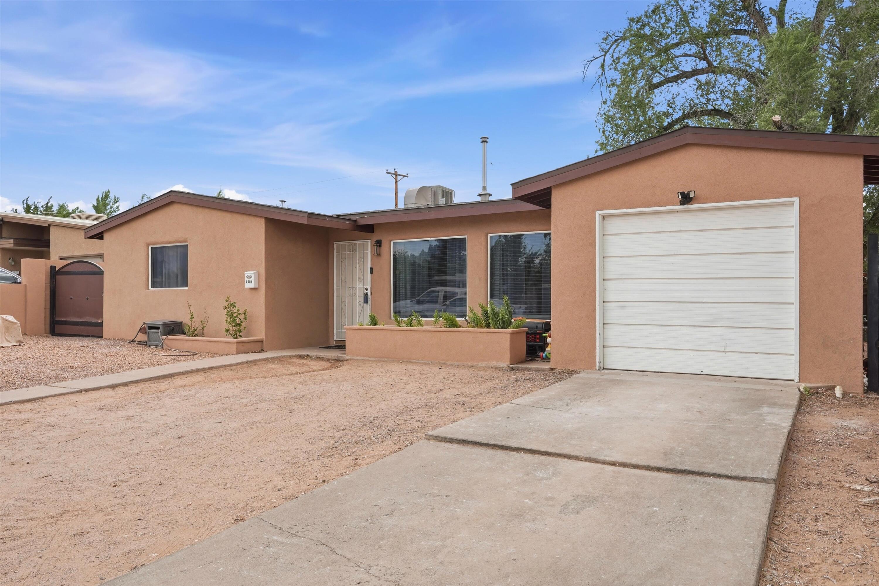 4604 Palo Duro Avenue NE