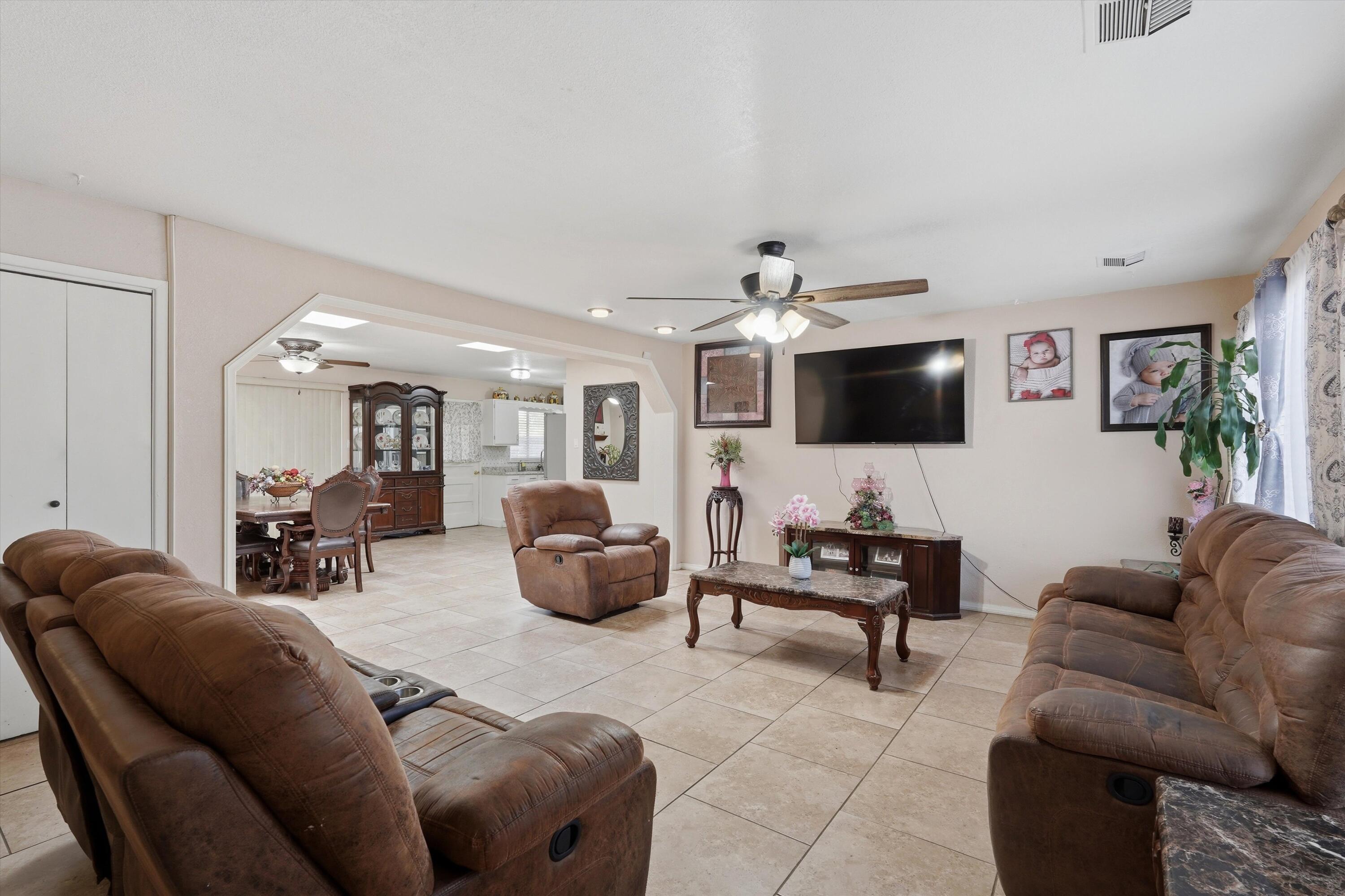 4604 Palo Duro Avenue NE