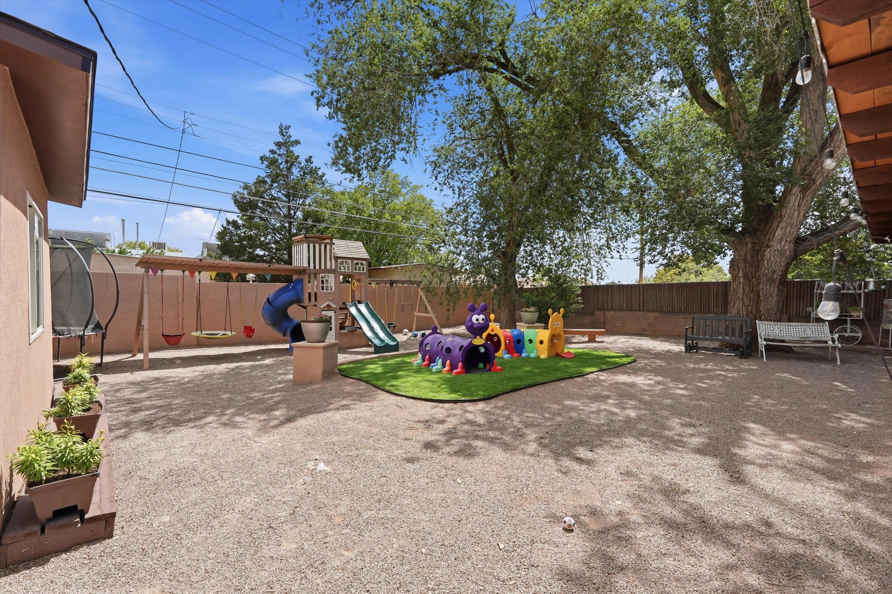 4604 Palo Duro Avenue NE