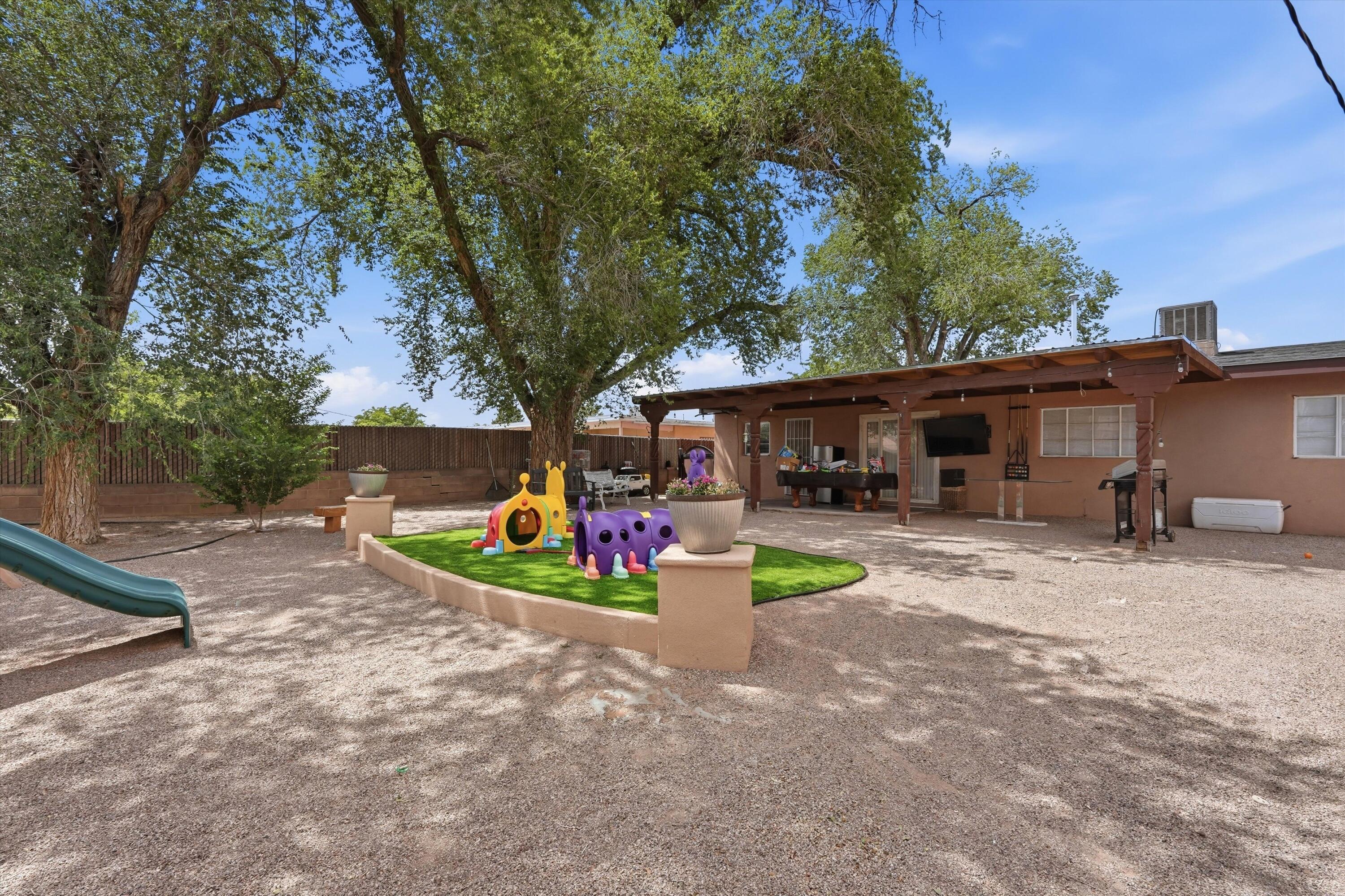4604 Palo Duro Avenue NE