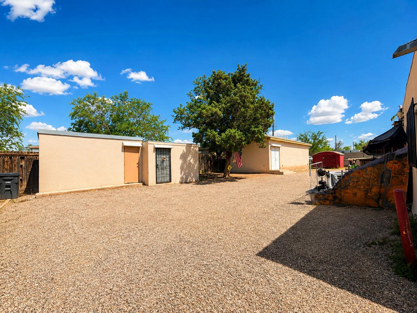616 & 618 Mesilla Street SE