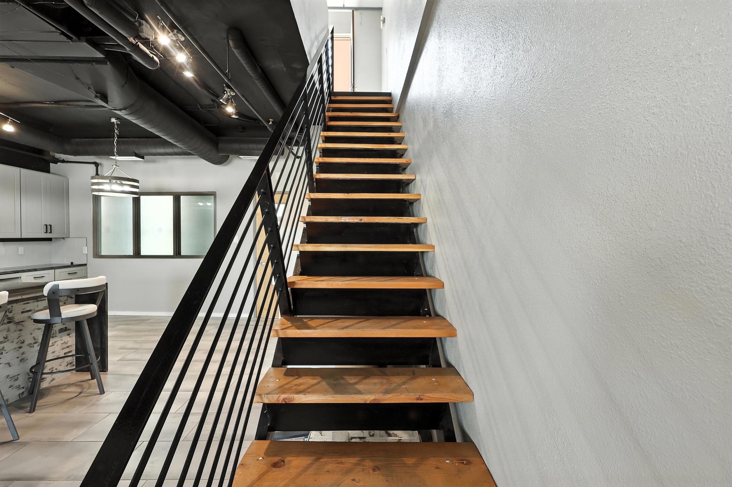 219 Central Avenue NW 306