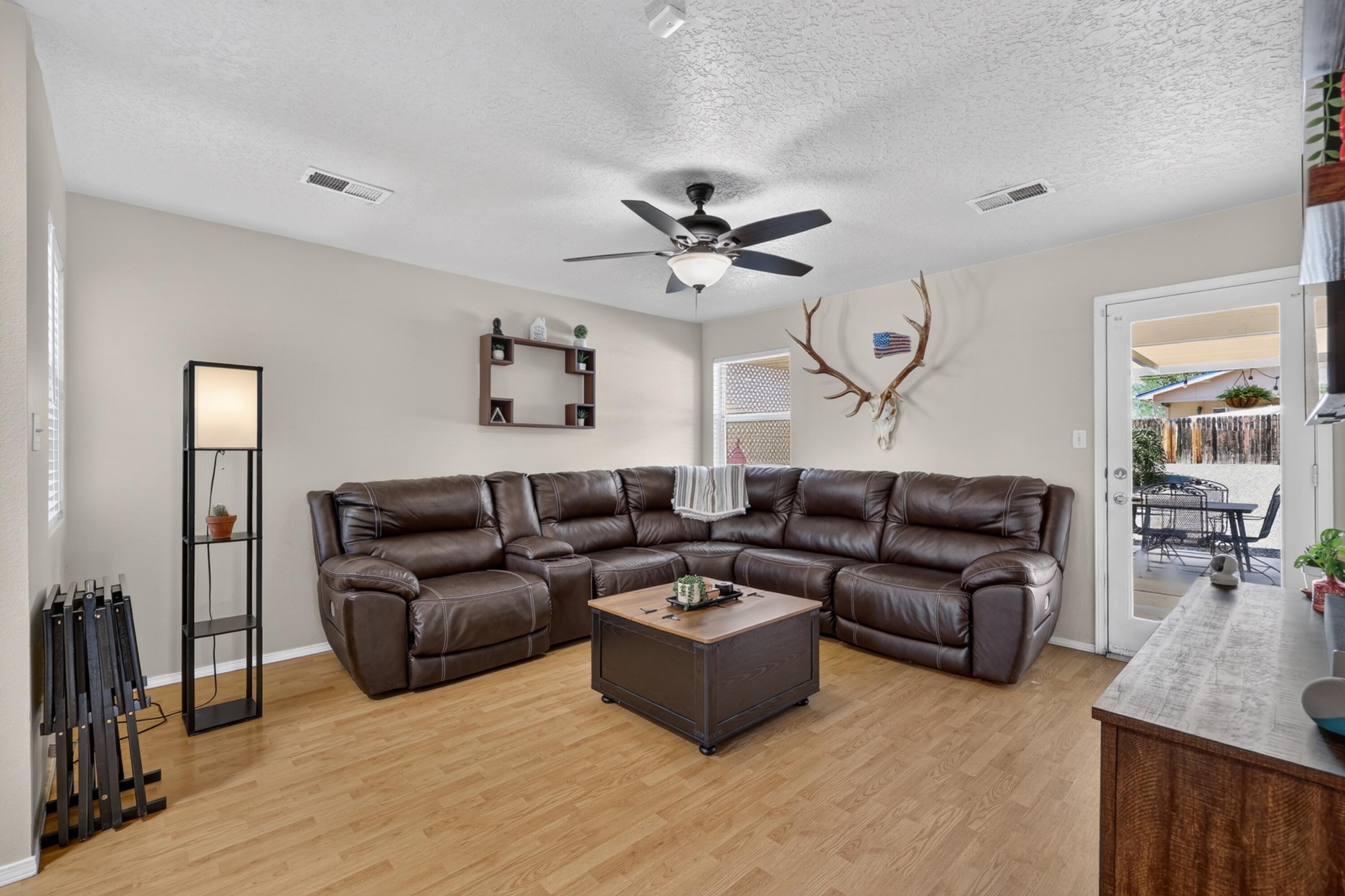 901 Perry Meadows Drive NE