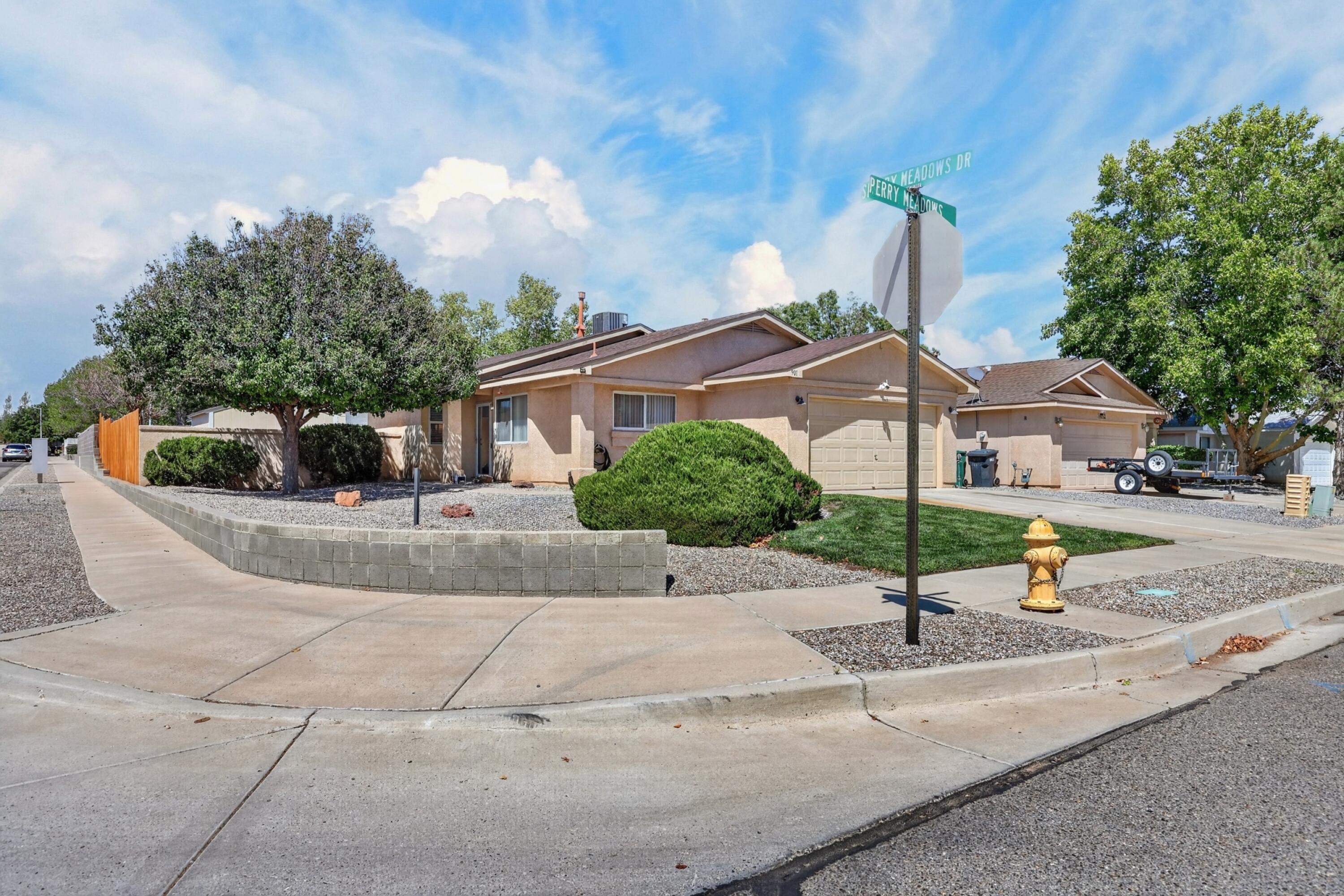 901 Perry Meadows Drive NE
