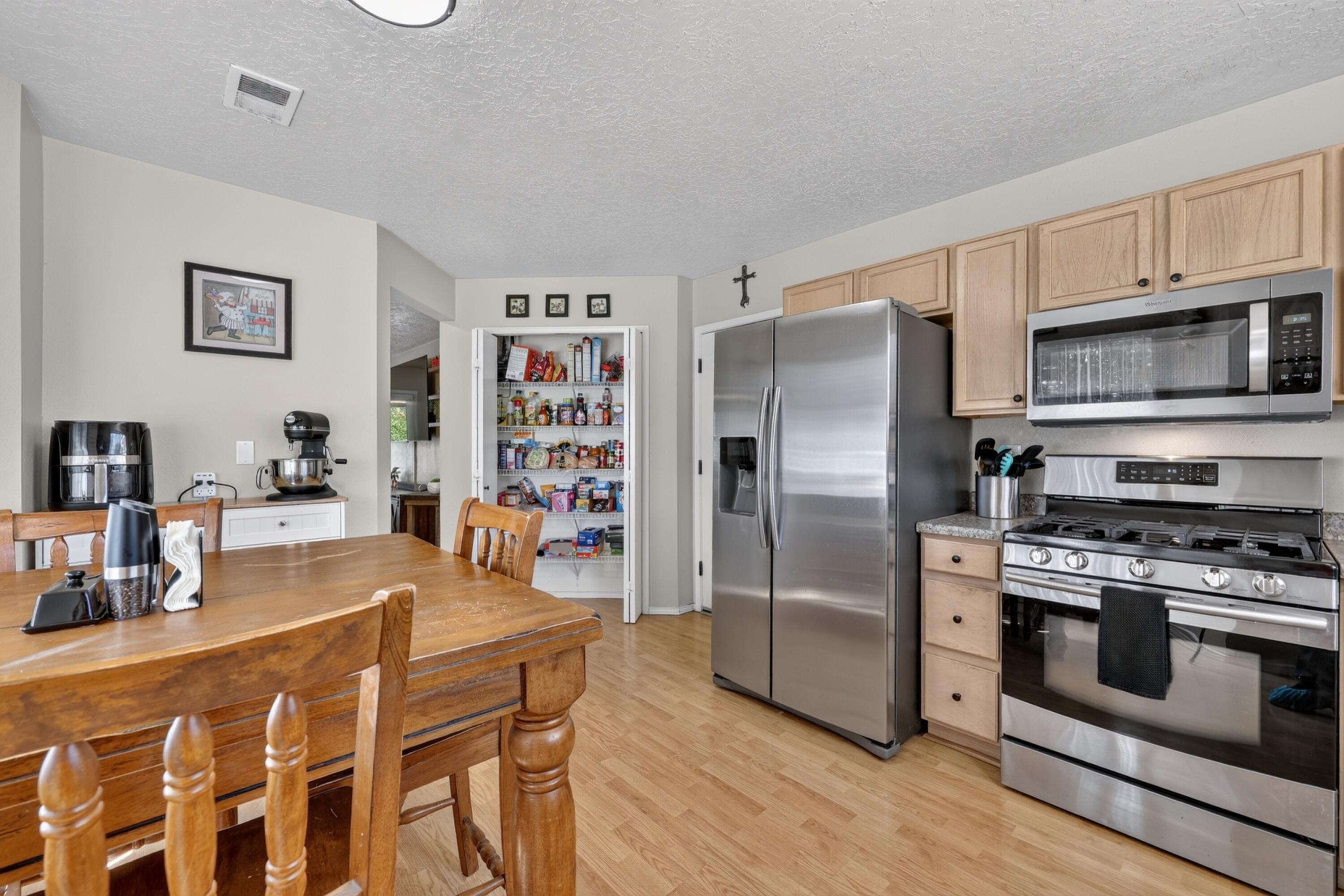 901 Perry Meadows Drive NE