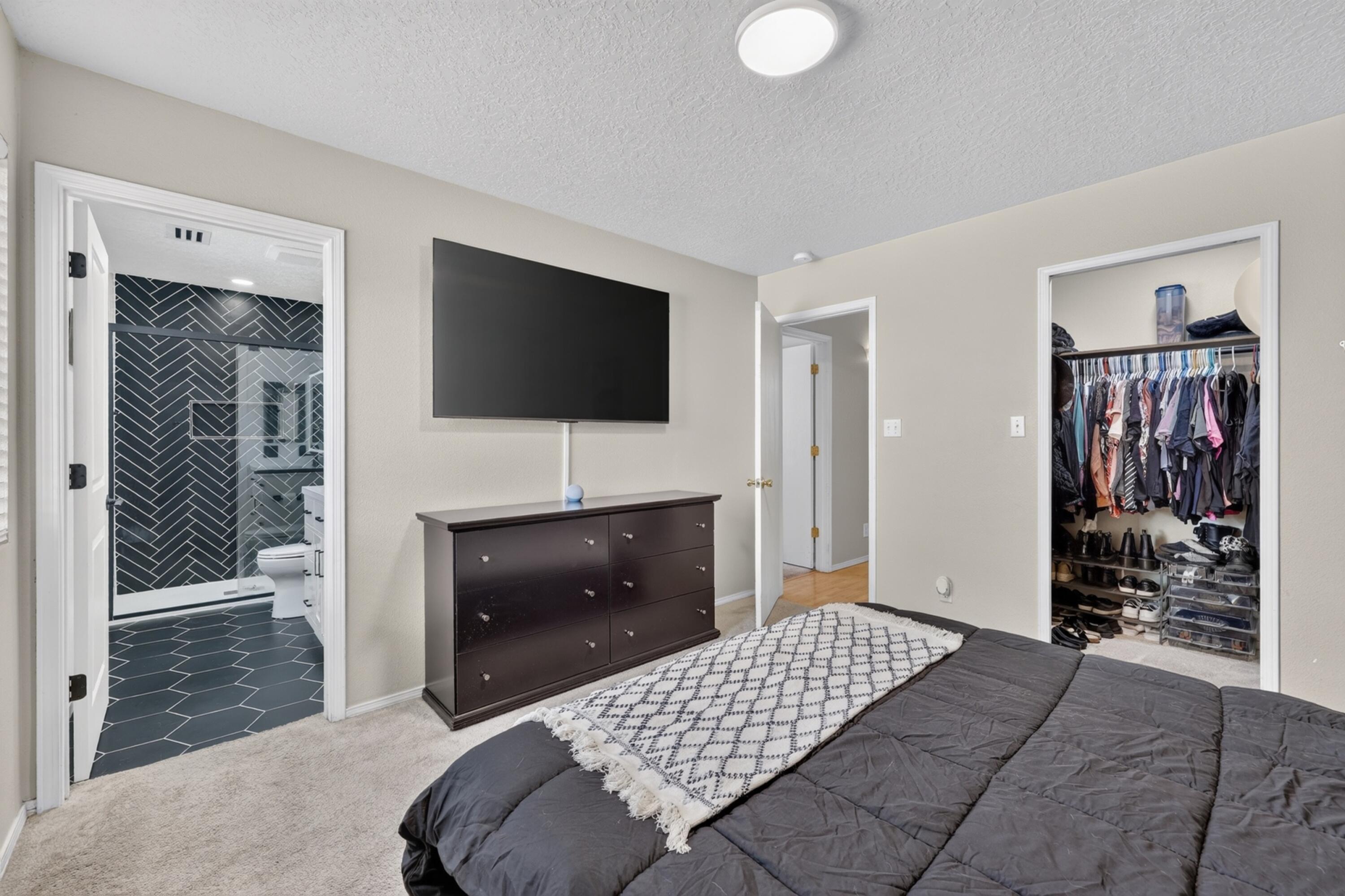 901 Perry Meadows Drive NE