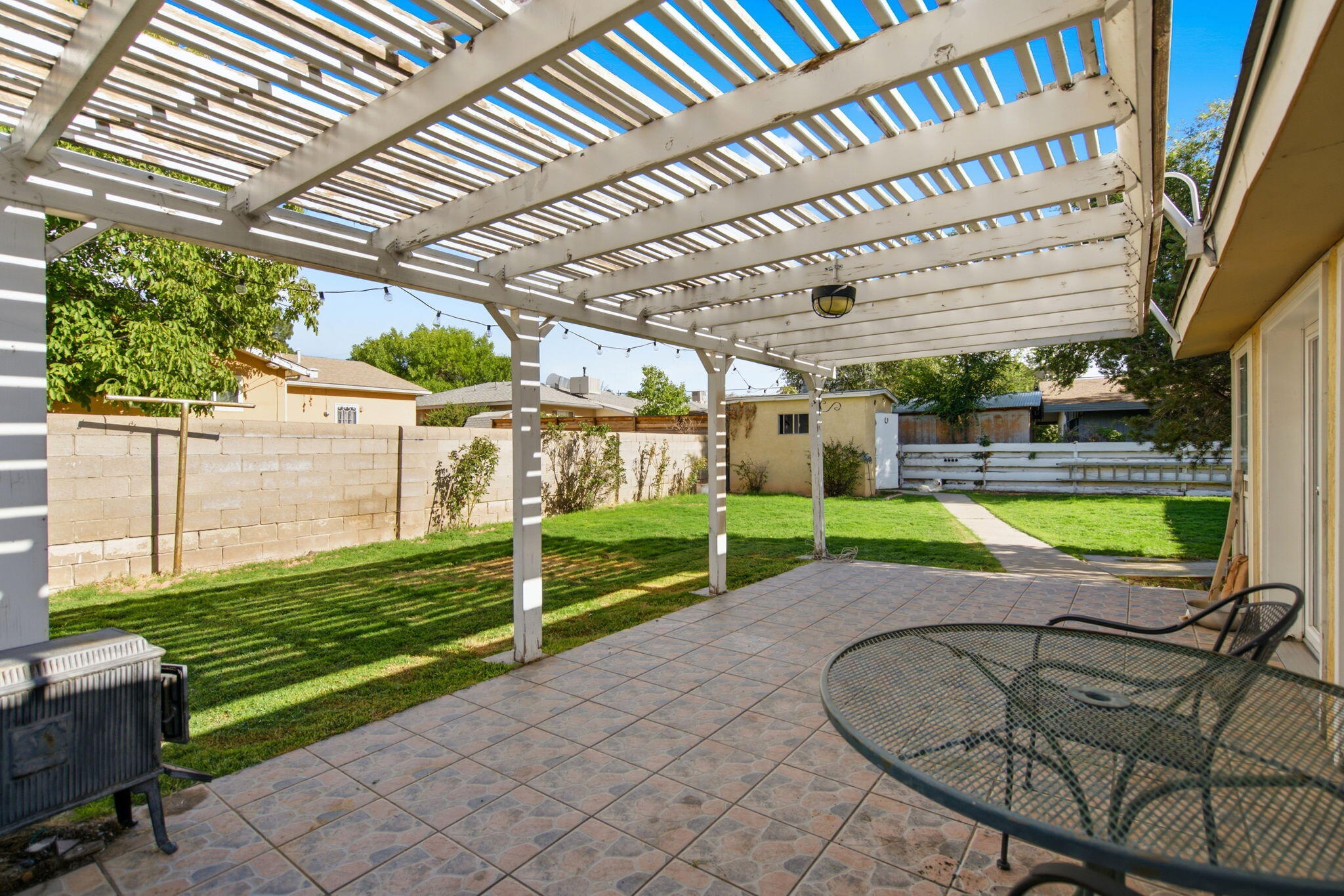 2812 Cardenas Drive NE