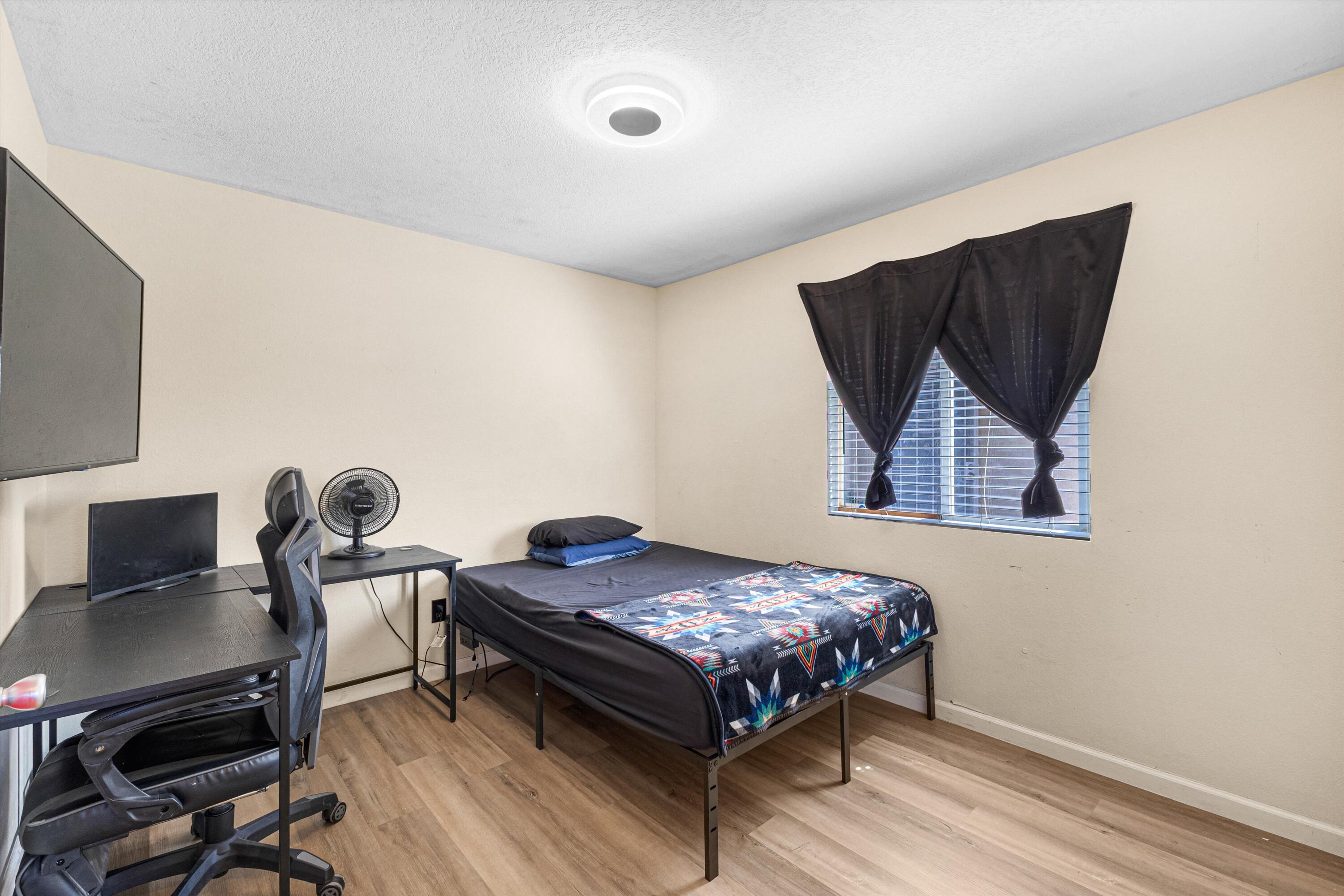 8305 Vista Estrella Lane SW