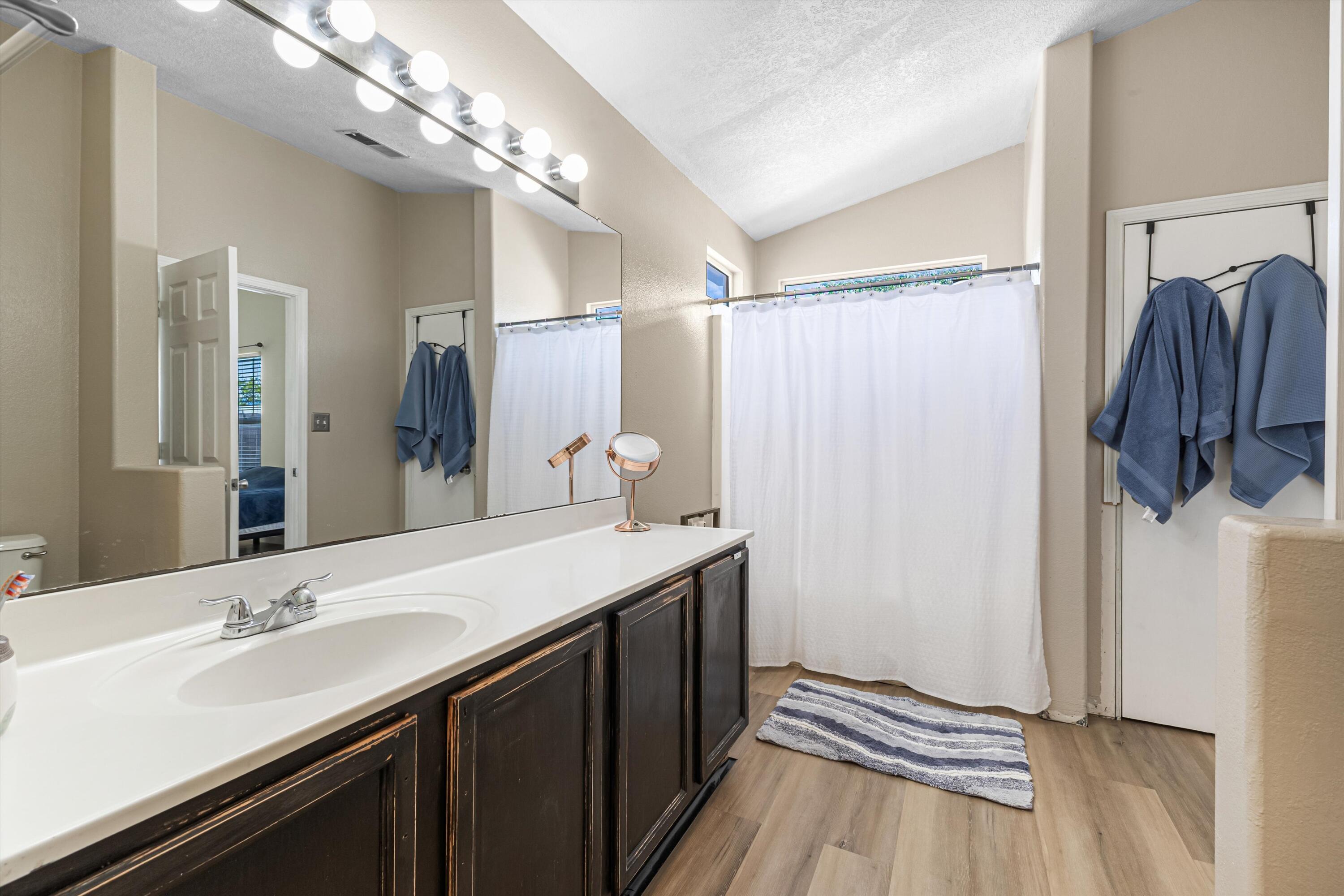 8305 Vista Estrella Lane SW